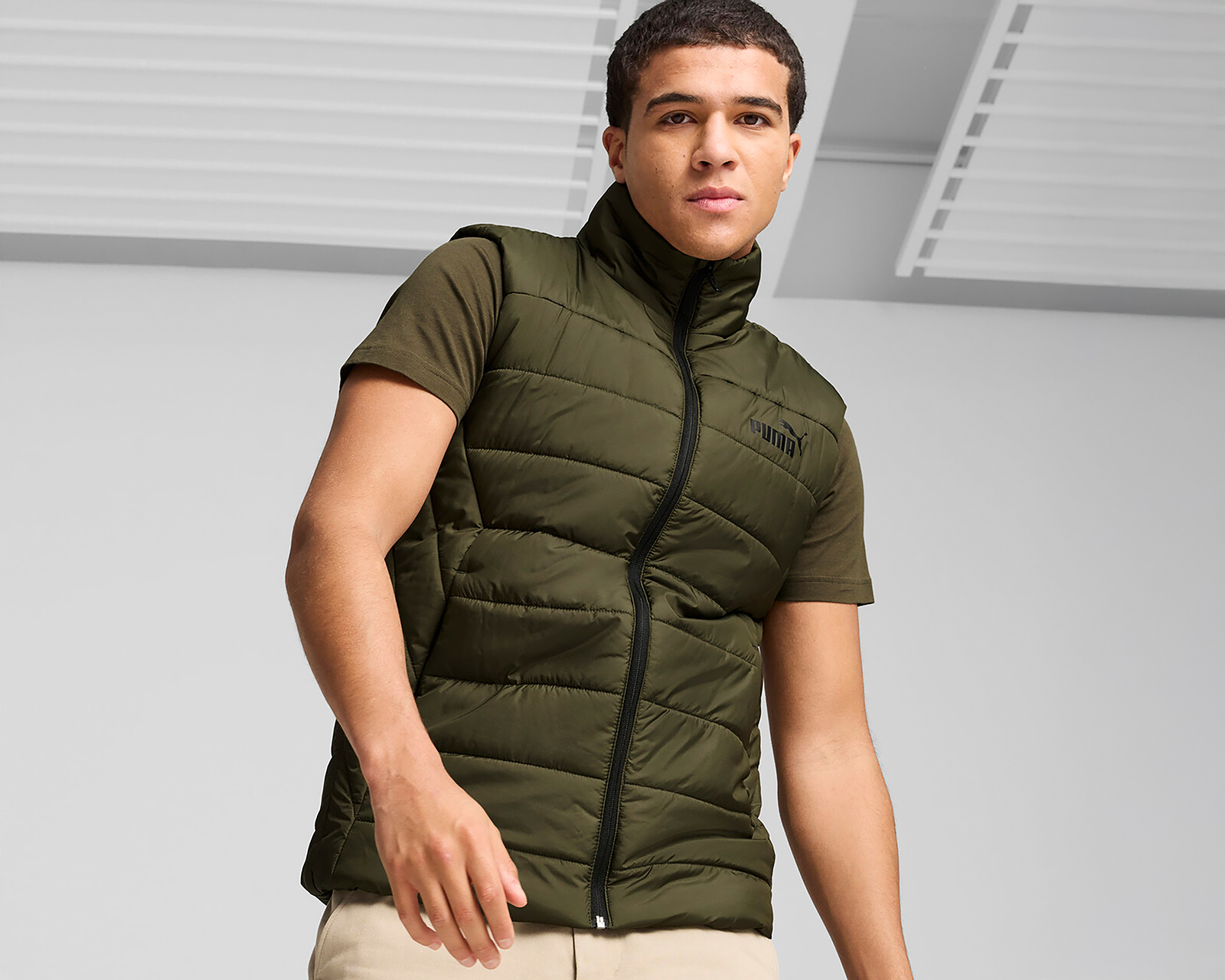 Foto 3 | Foto 3 | Chaleco de Entrenamiento Puma Essentials RainCELL para Hombre