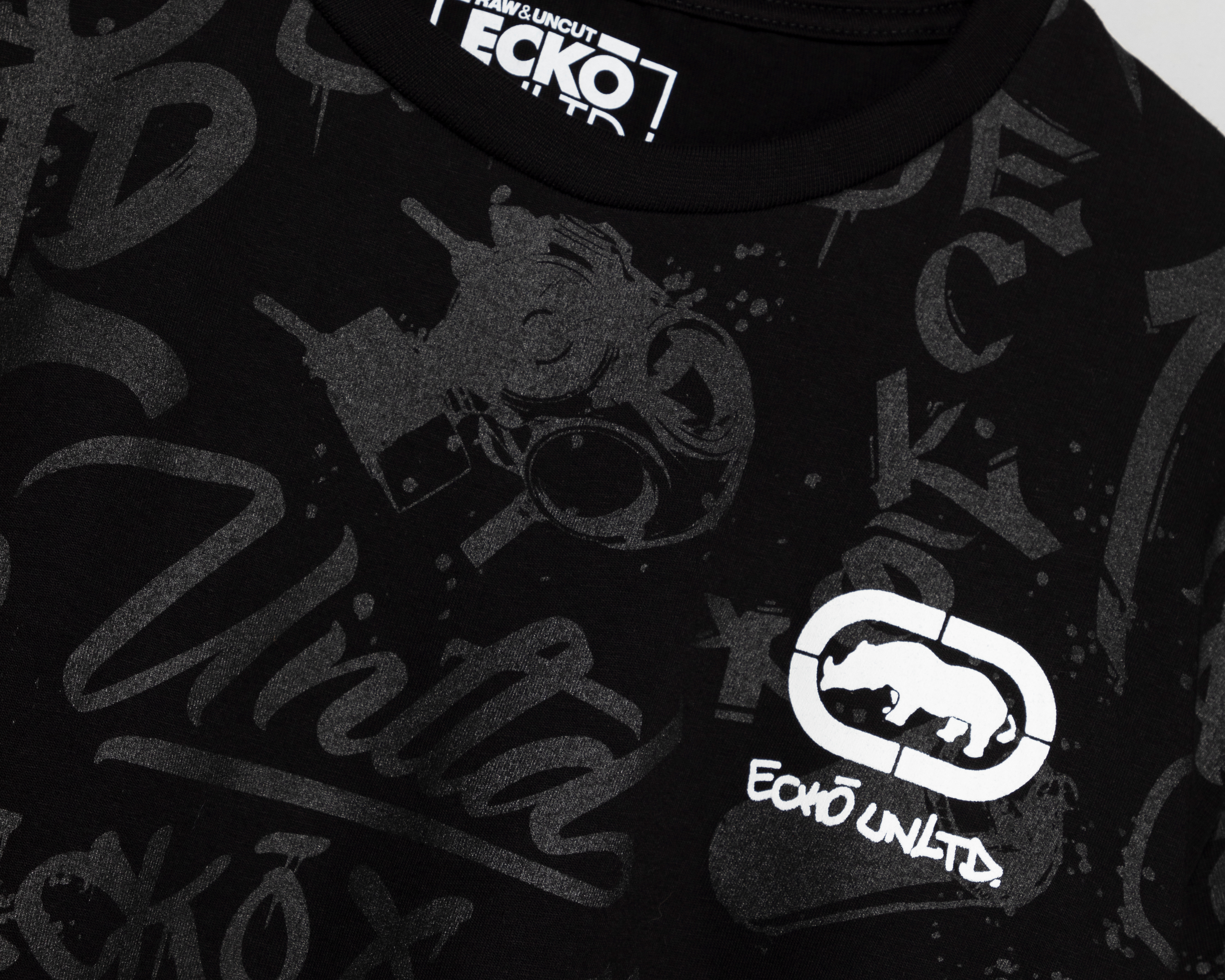 Foto 4 pulgar | Foto 3 | Playera Ecko Unltd. Cuello Redondo