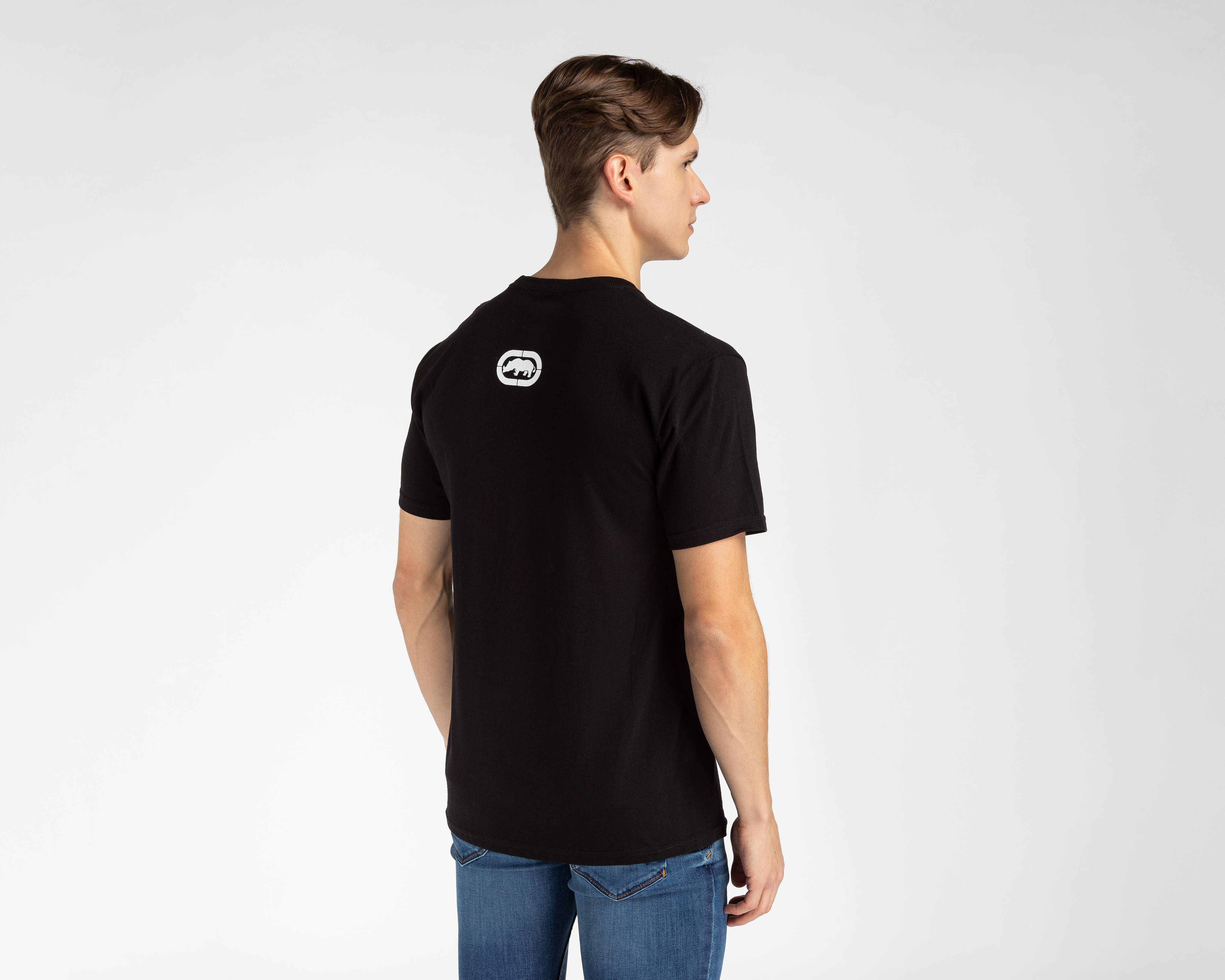 Foto 4 pulgar | Foto 3 | Playera Eckó Unltd. Cuello Redondo