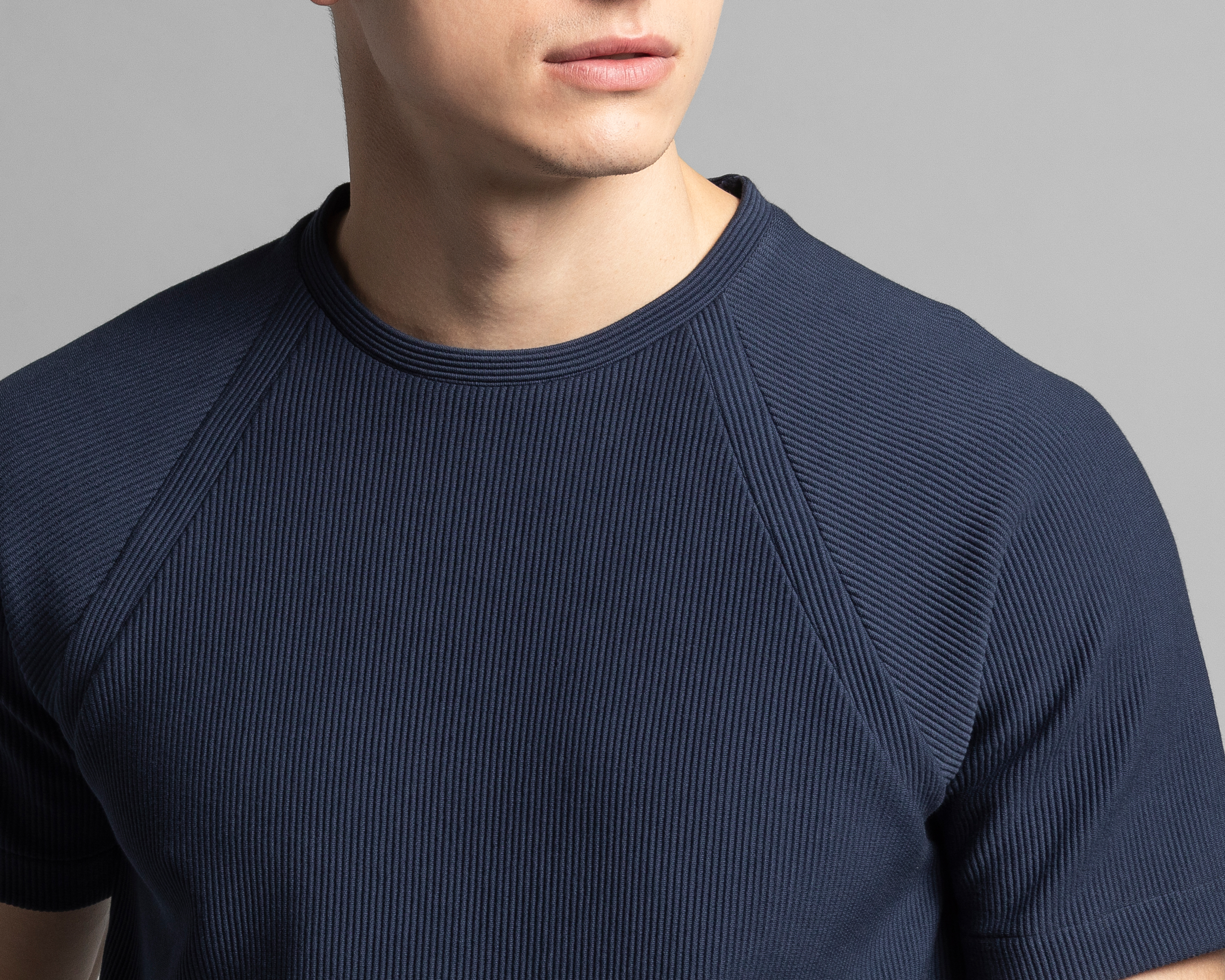 Foto 5 pulgar | Foto 4 | Playera Thinner Cuello Redondo