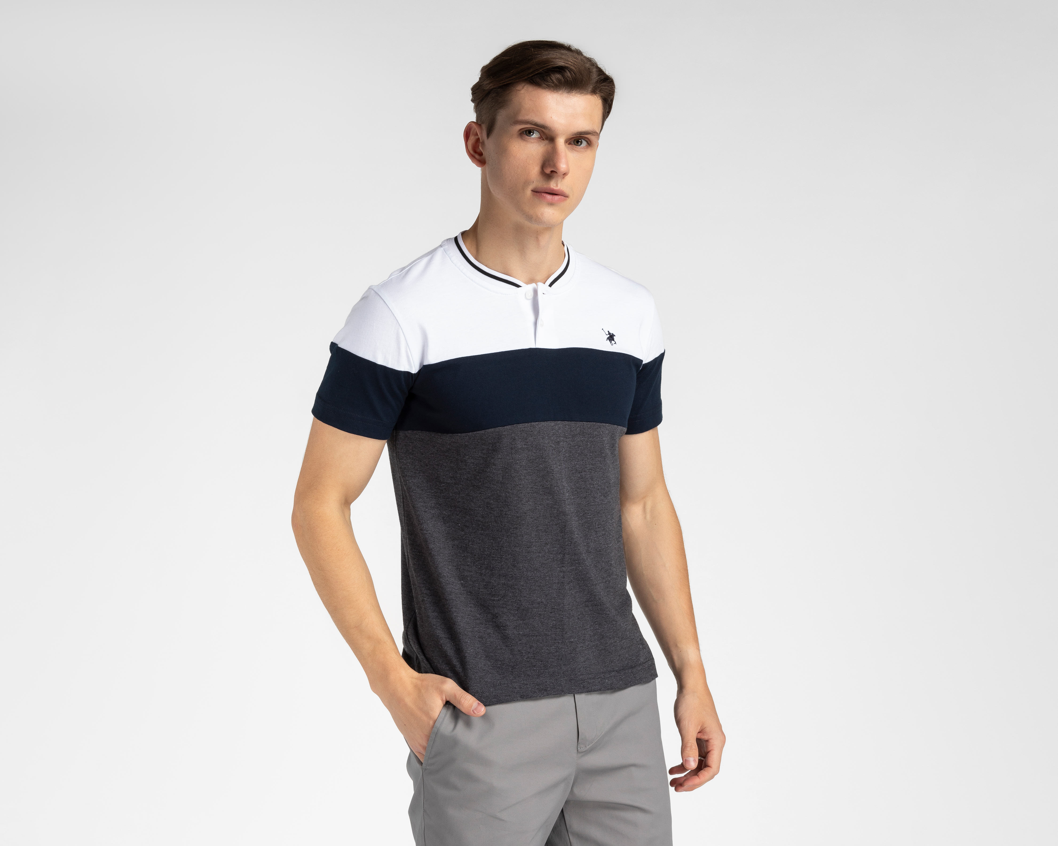 Foto 1 | Foto 1 | Playera Cuello Henley York Team Polo Club Gris para Hombre