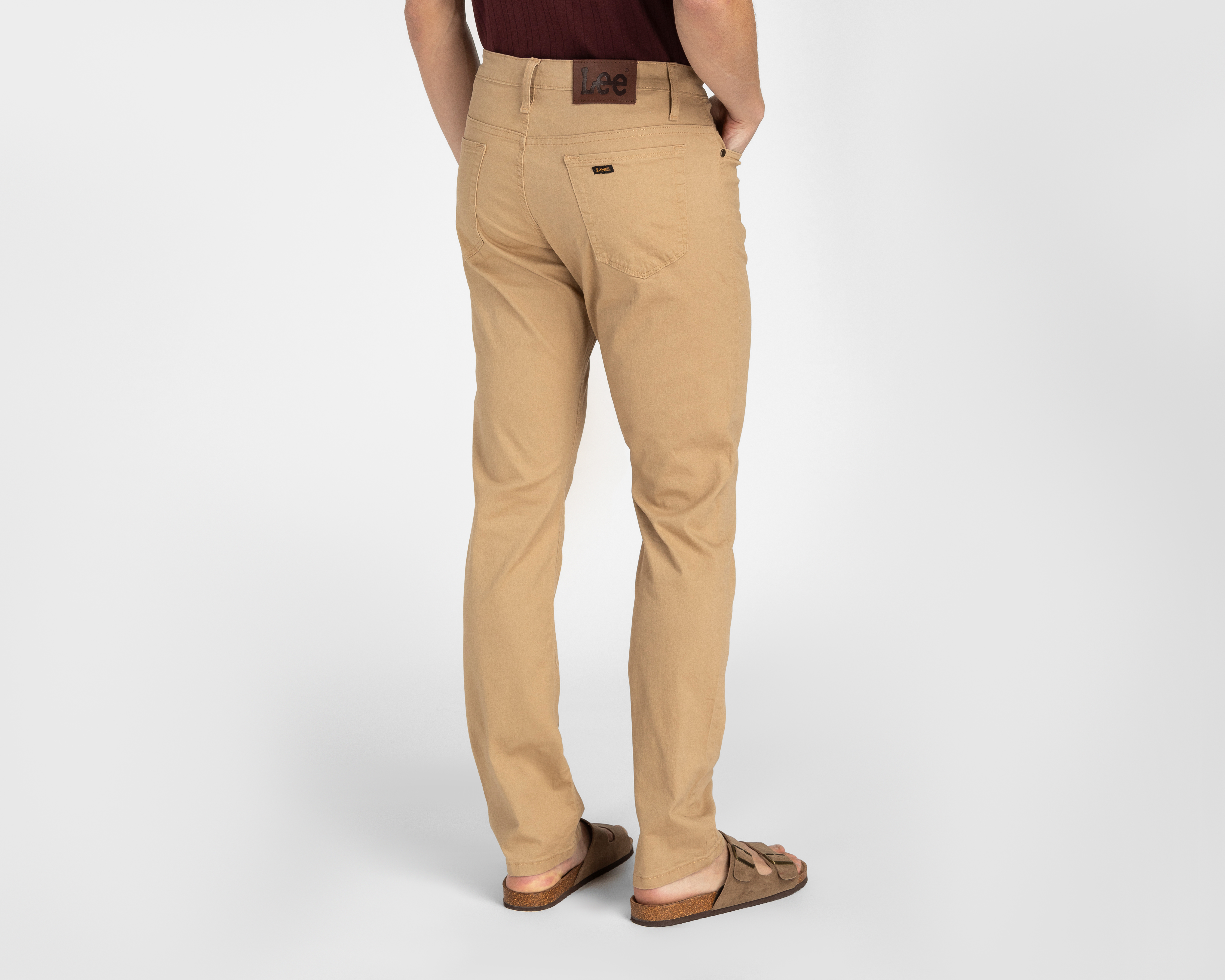 Foto 4 pulgar | Foto 3 | Pantalón de Gabardina Lee Camel para Hombre