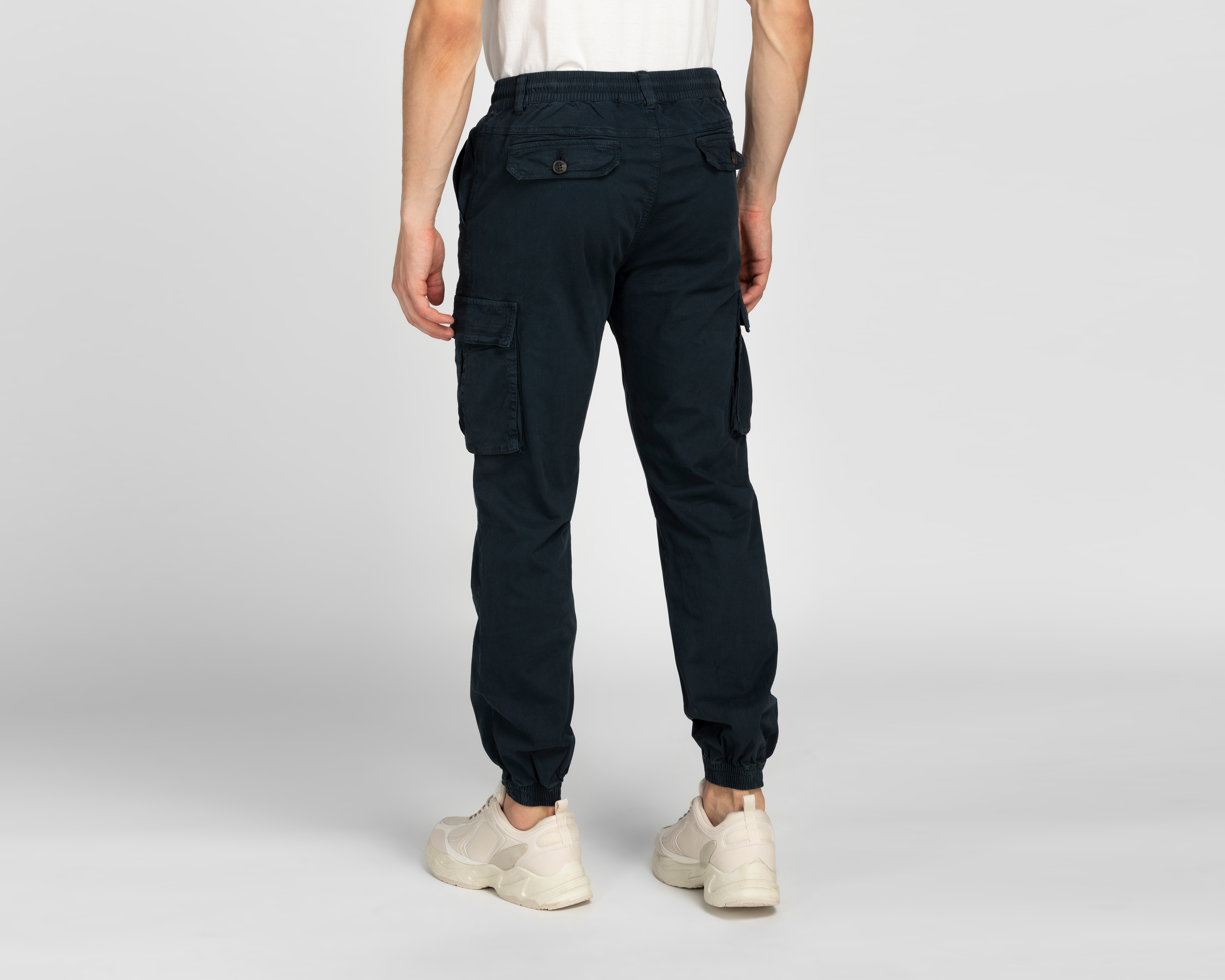 Foto 3 pulgar | Foto 2 | Jogger Forever 21 para Hombre