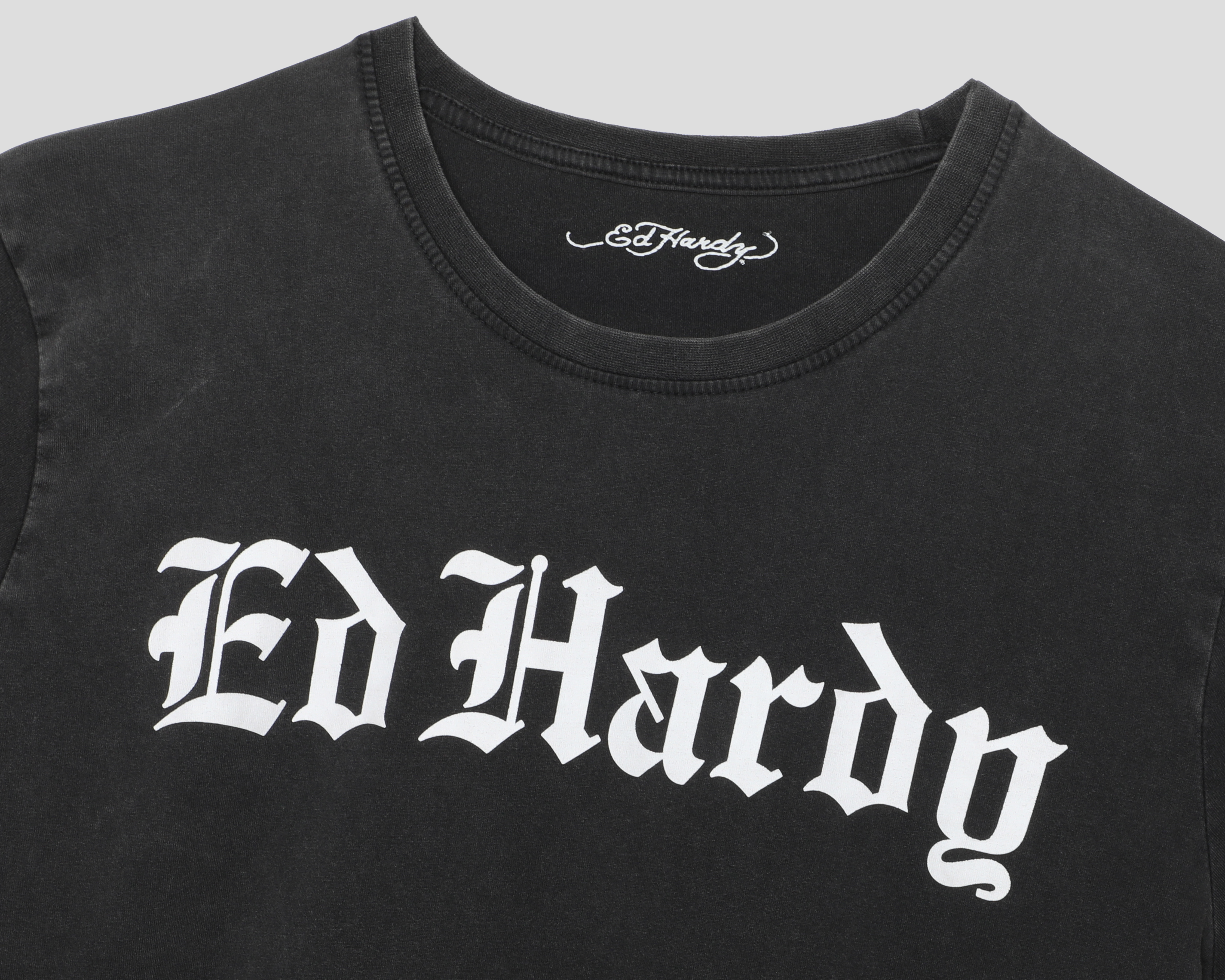 Foto 4 pulgar | Foto 3 | Playera Cuello Redondo Gris Ed Hardy para Hombre