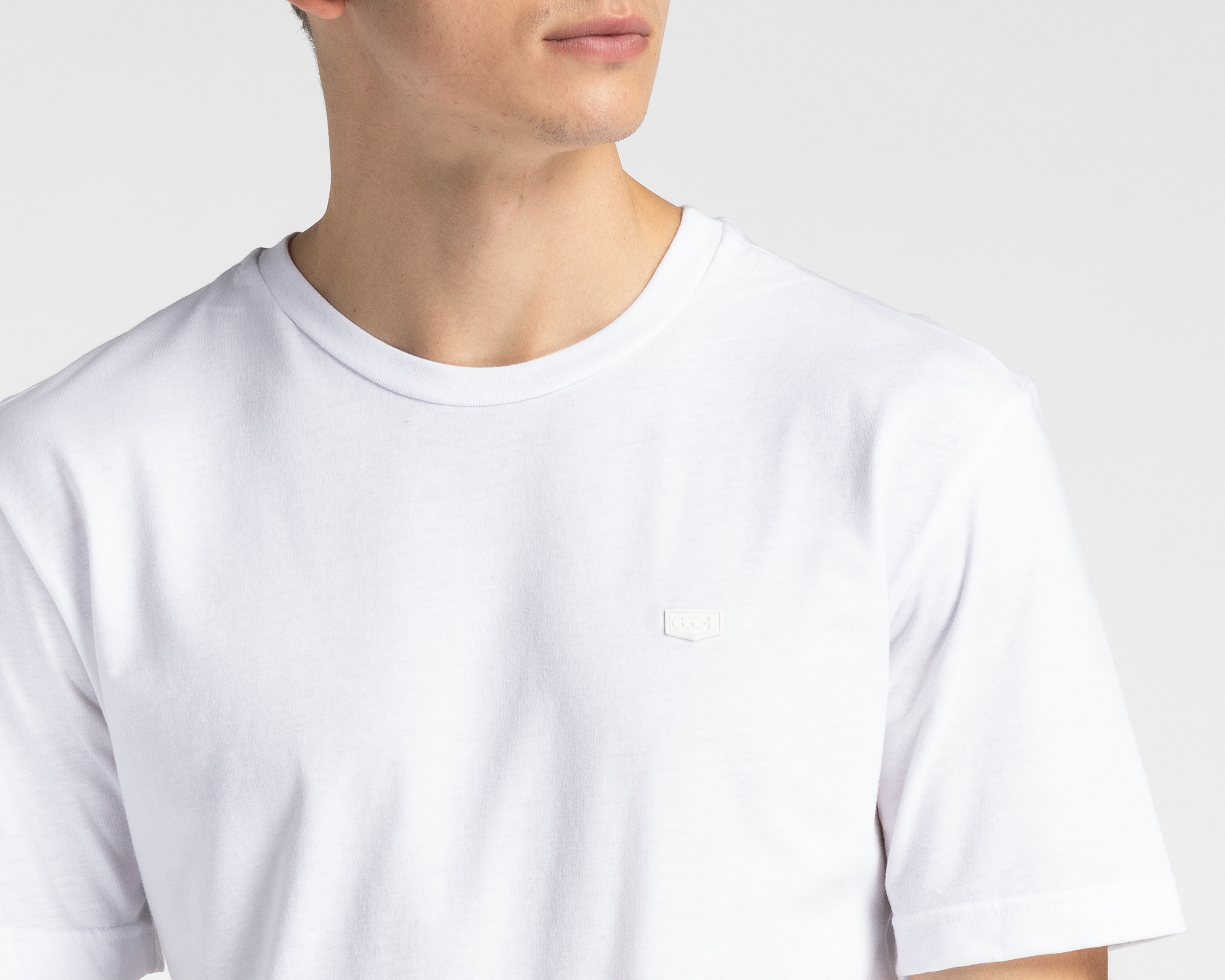 Foto 5 pulgar | Foto 4 | Playera Oggi Cuello Redondo