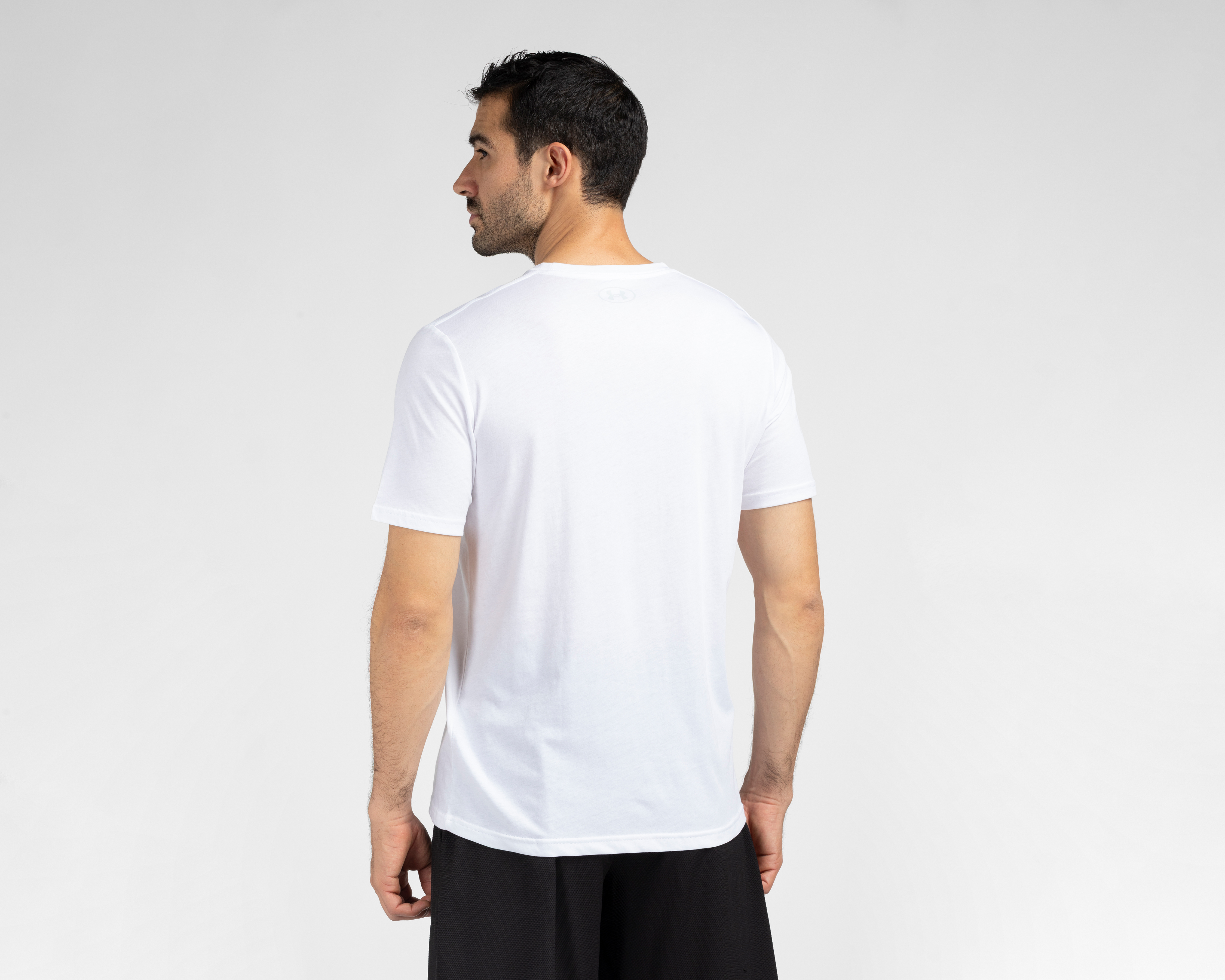 Foto 3 pulgar | Foto 2 | Playera Deportiva Under Armour HeatGear para Hombre