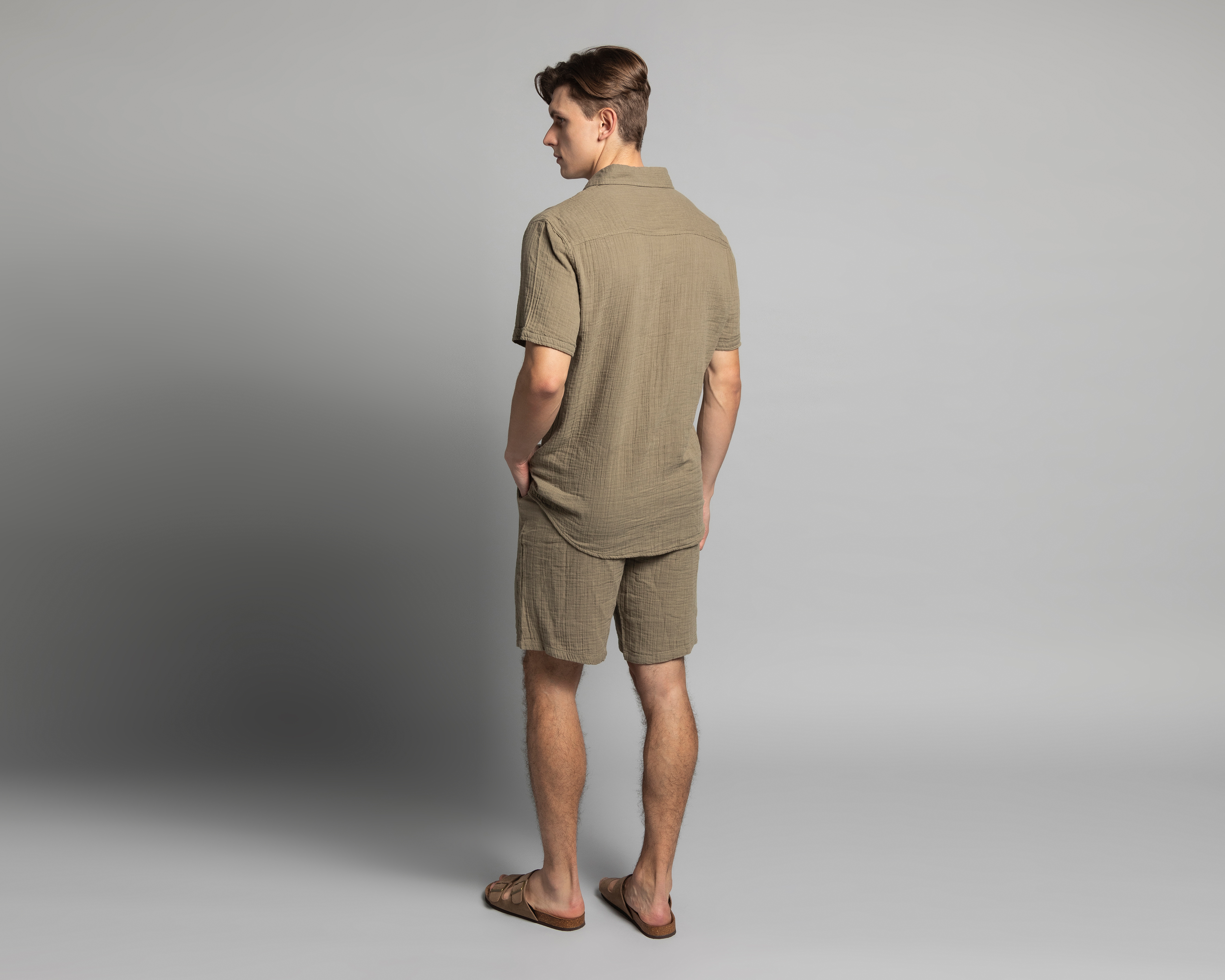 Foto 4 pulgar | Foto 3 | Conjunto de Short y Camisa Strona para Hombre