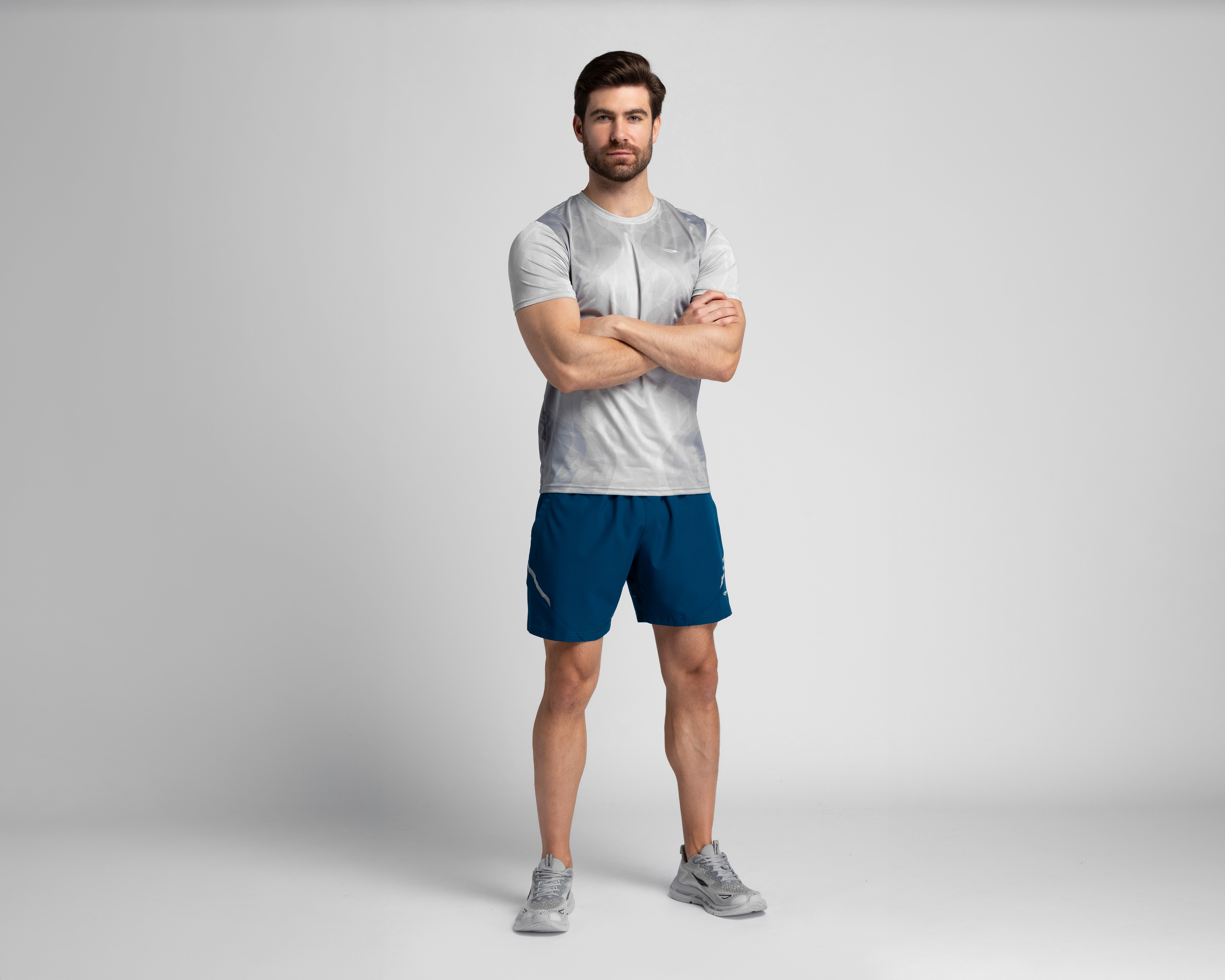 Foto 2 pulgar | Foto 1 | Short de Entrenamiento Sportline para Hombre