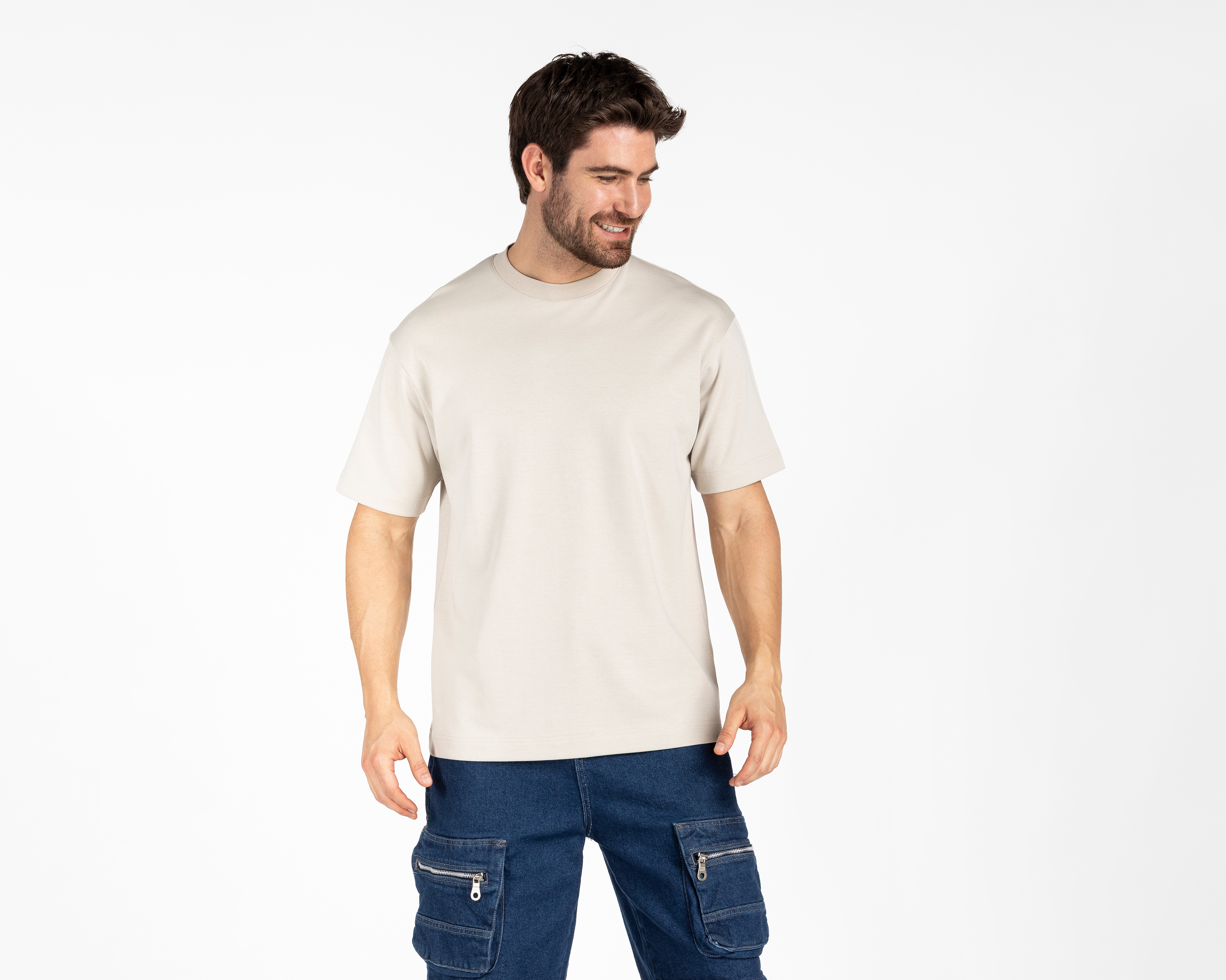 Foto 2 pulgar | Foto 1 | Playera de Cuello Redondo Beige Refill para Hombre
