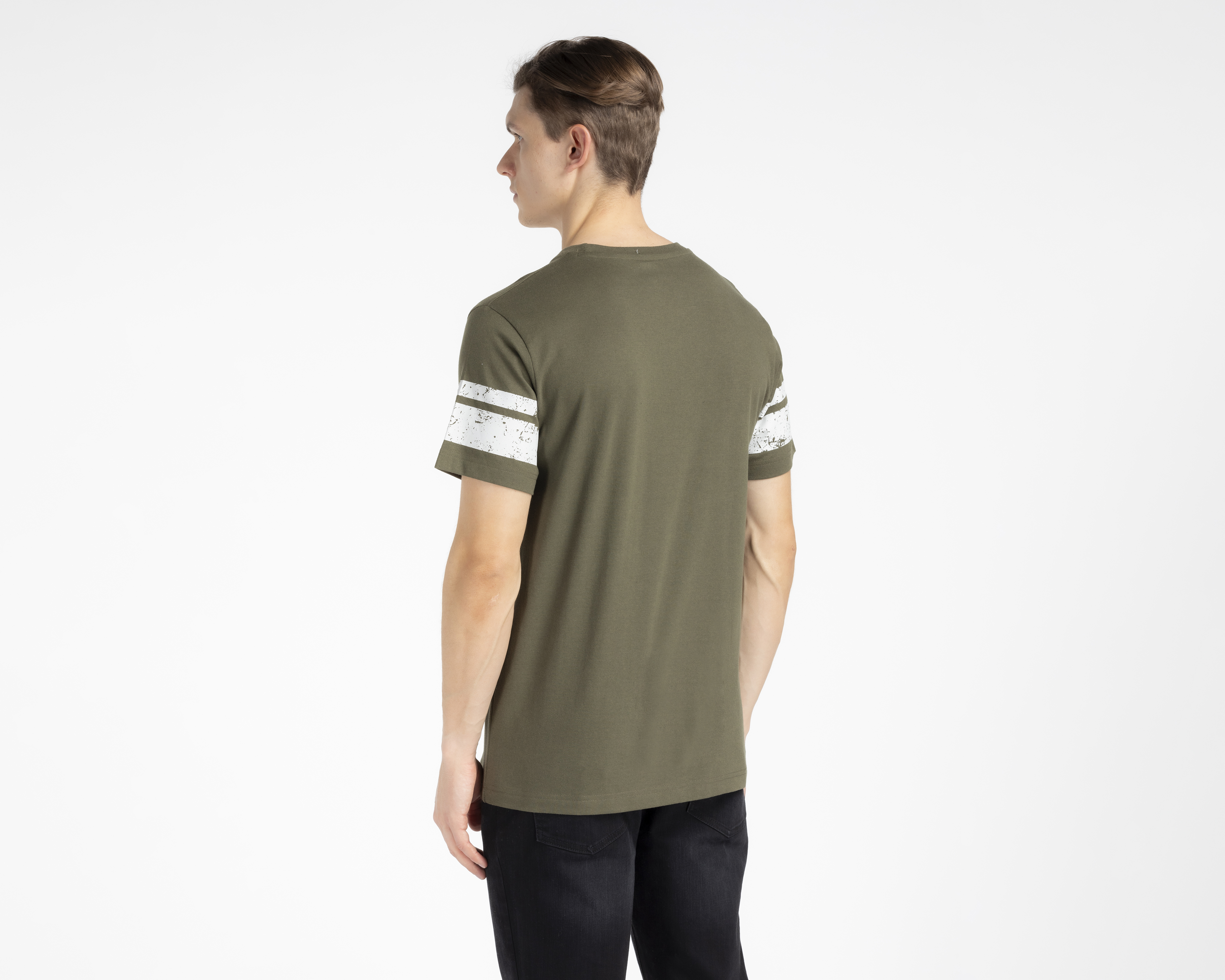 Foto 4 pulgar | Foto 3 | Playera CAT Cuello Redondo