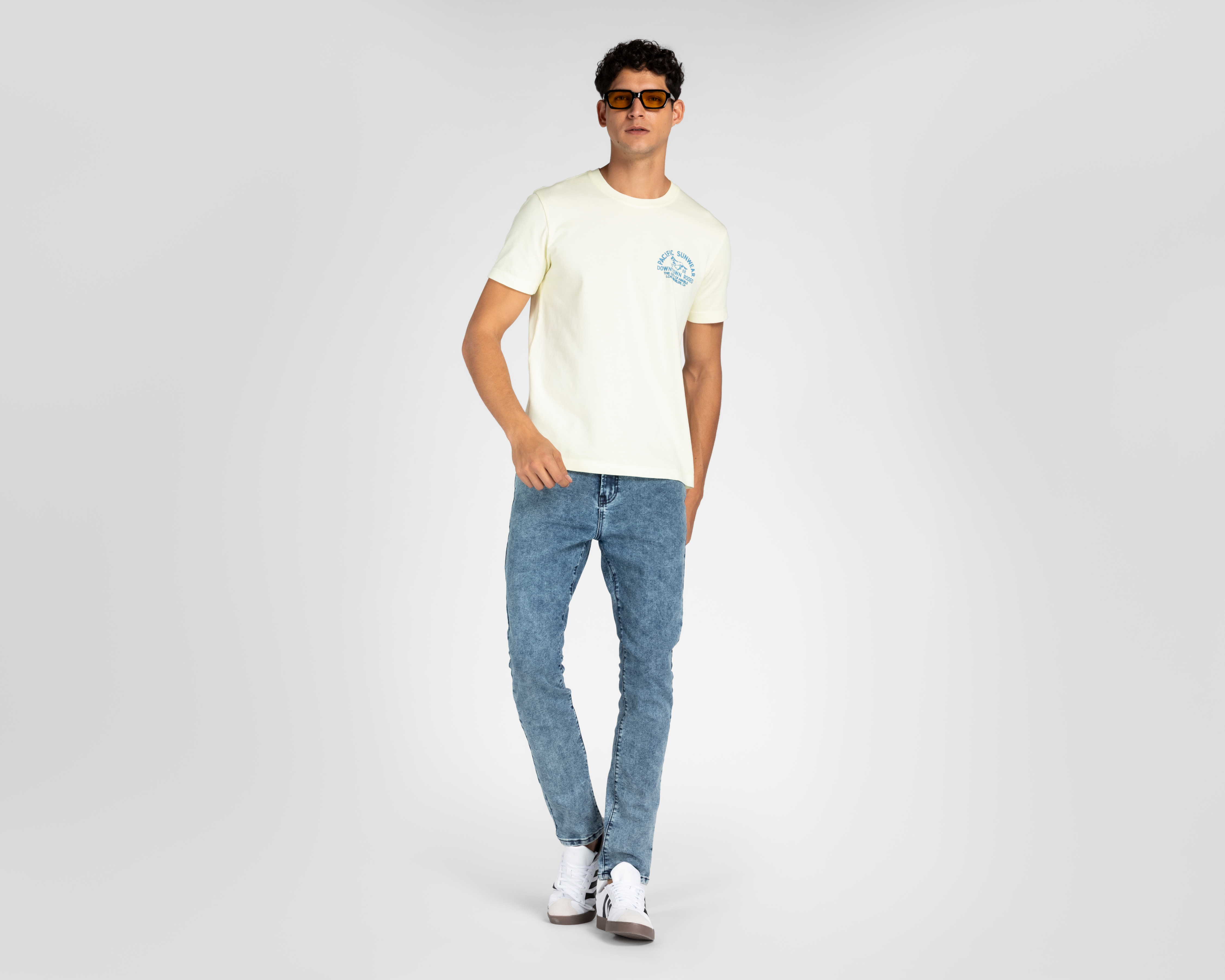 Foto 3 pulgar | Foto 2 | Playera Refill Blanca para Hombre