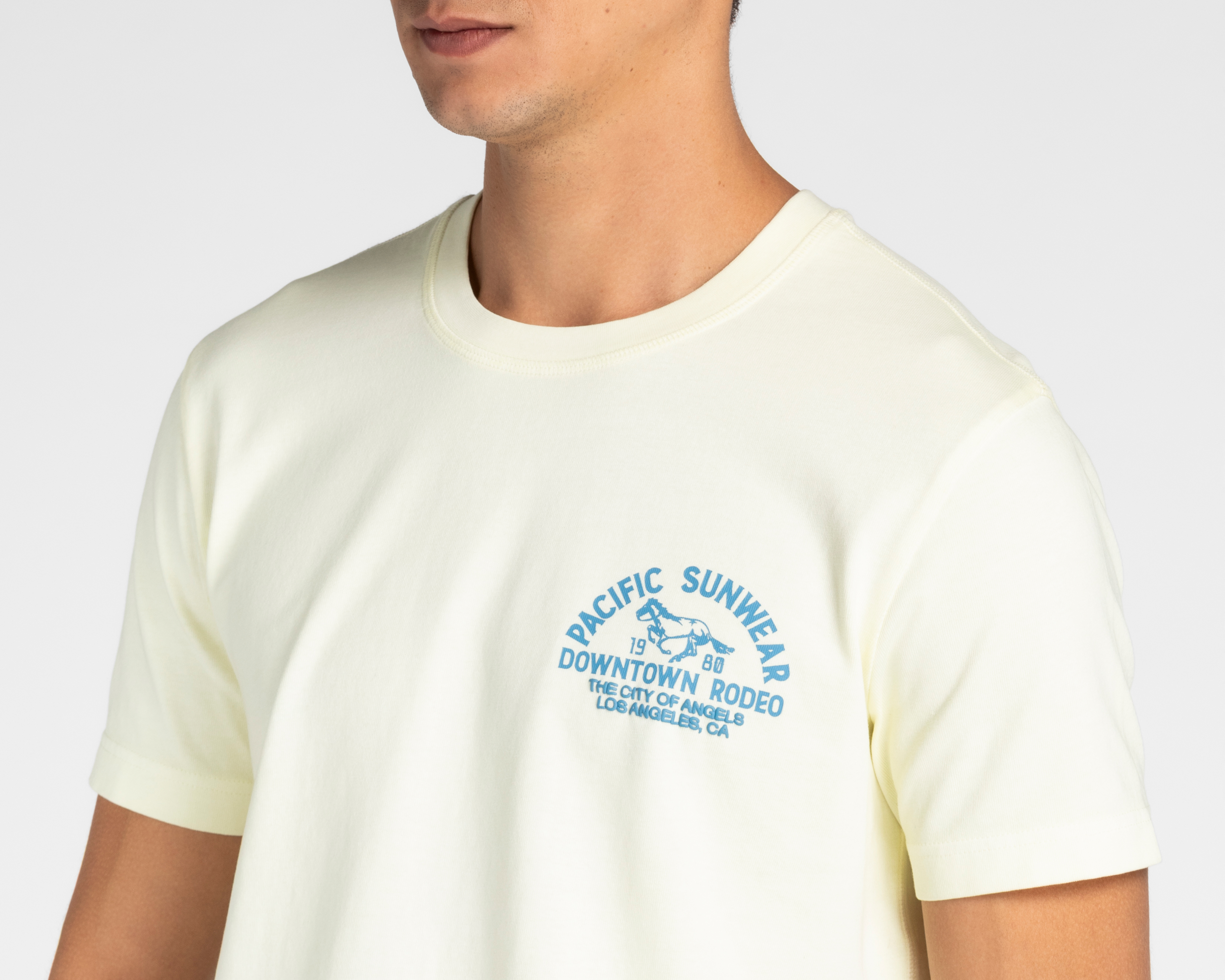 Foto 5 pulgar | Foto 4 | Playera Refill Blanca para Hombre