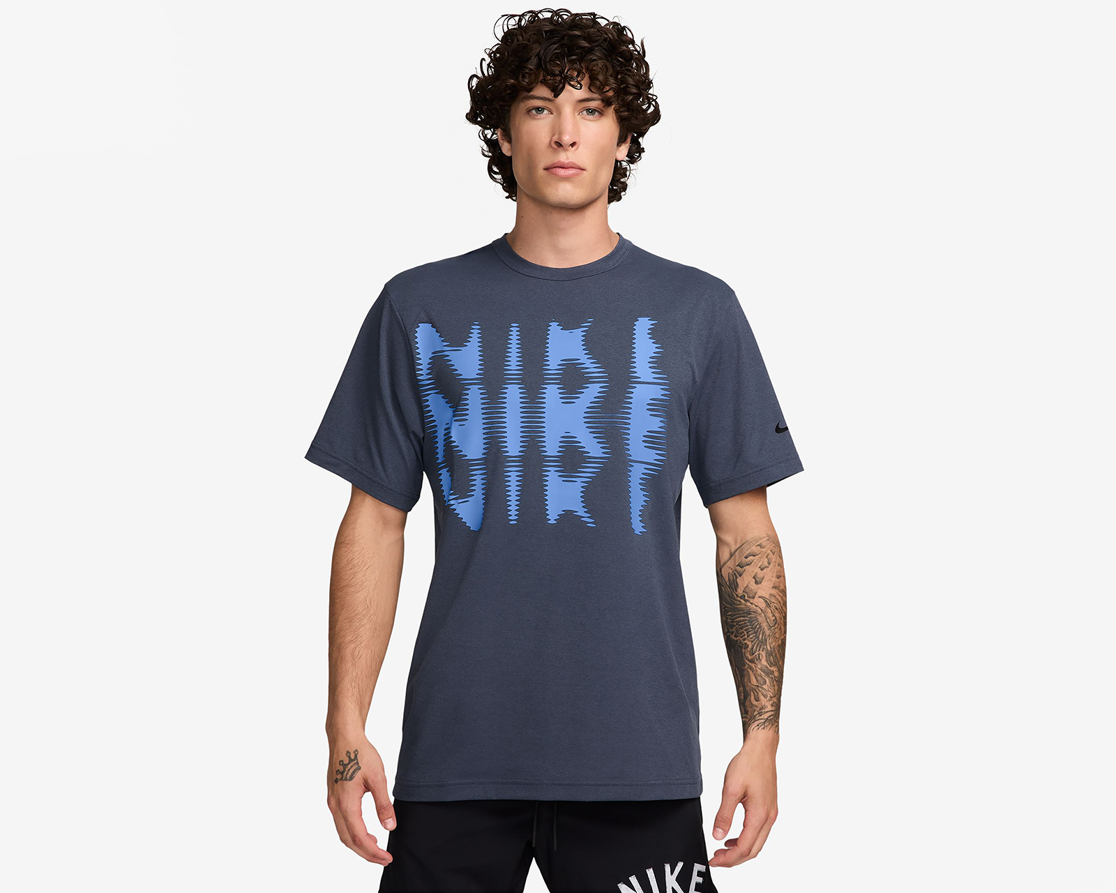Foto 2 pulgar | Foto 1 | Playera Nike Dri-FIT Hyverse de Entrenamiento para Hombre