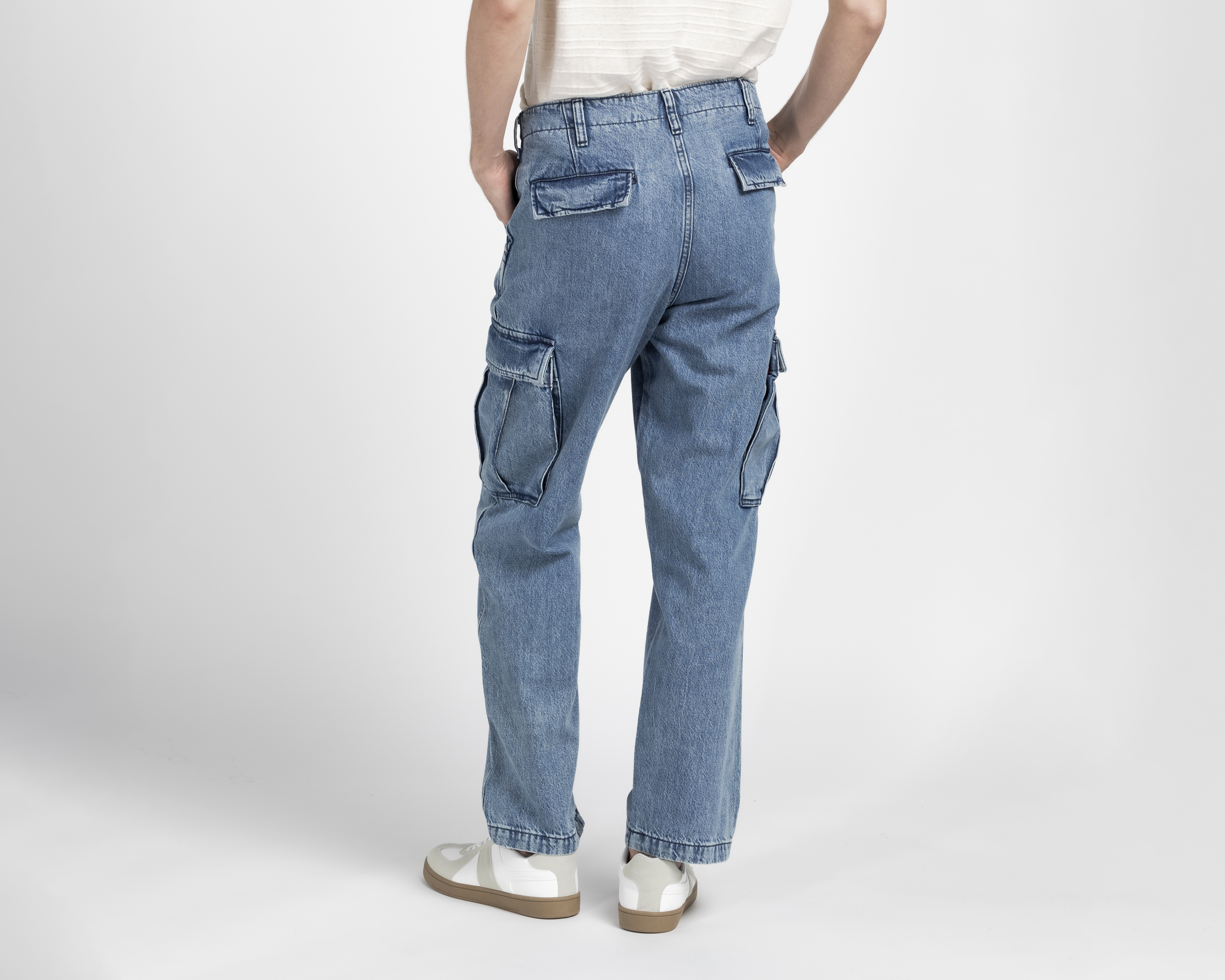 Foto 3 pulgar | Foto 2 | Jeans Straight Levi's XX Cargo para Hombre