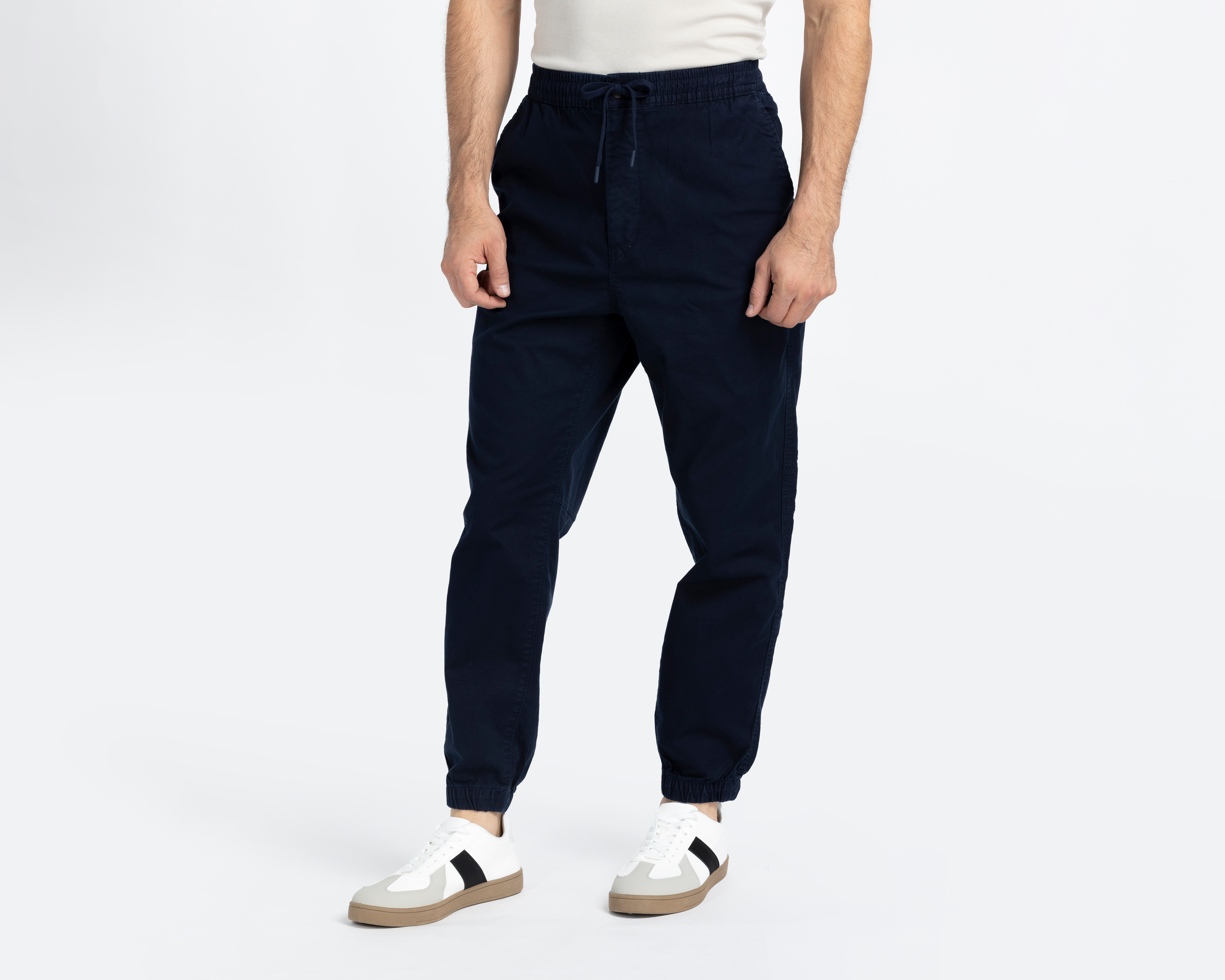 Foto 2 pulgar | Foto 1 | Jogger American Eagle New Dwight Trekker para Hombre
