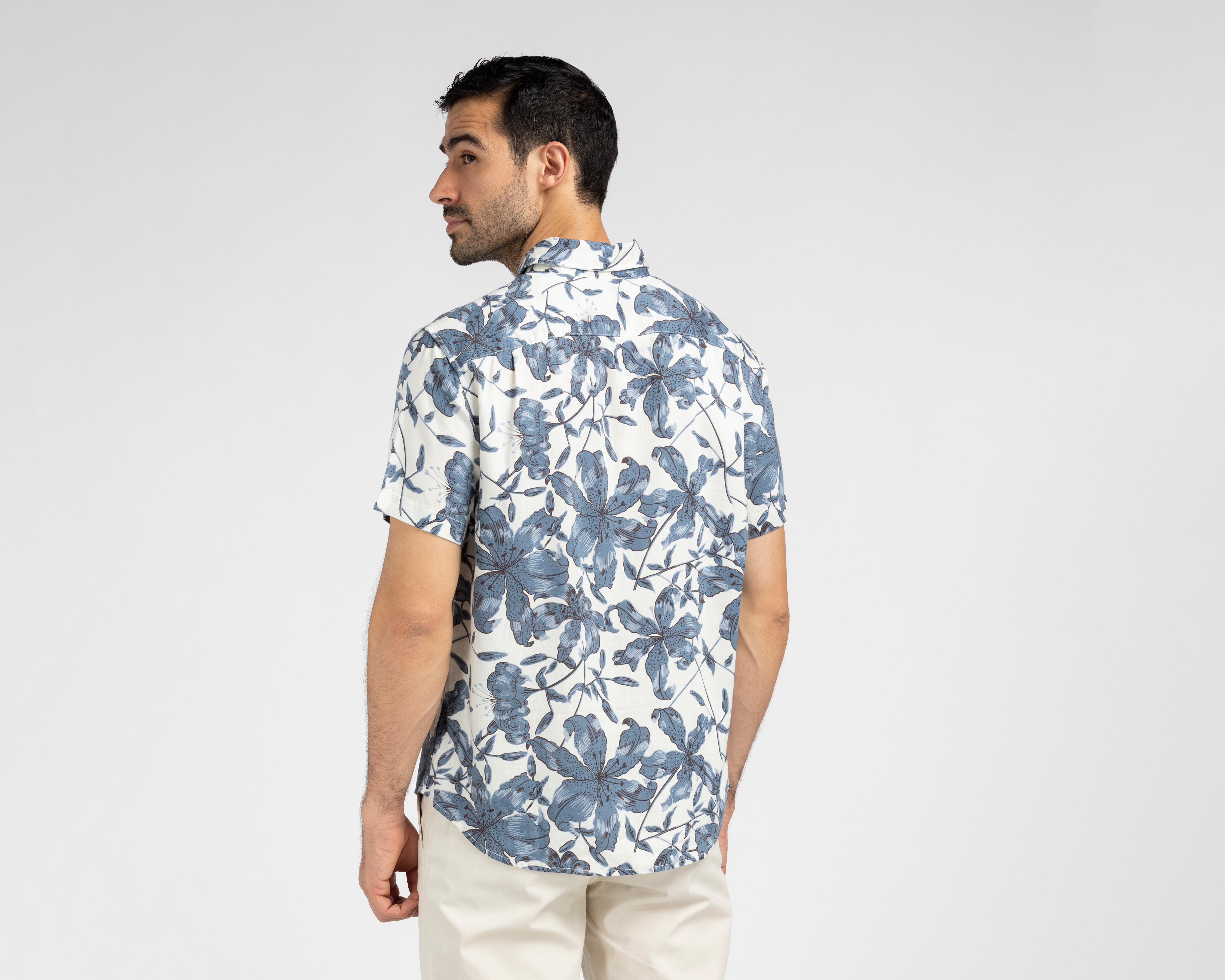 Foto 3 pulgar | Foto 2 | Camisa Casual American Eagle Regular Floral para Hombre