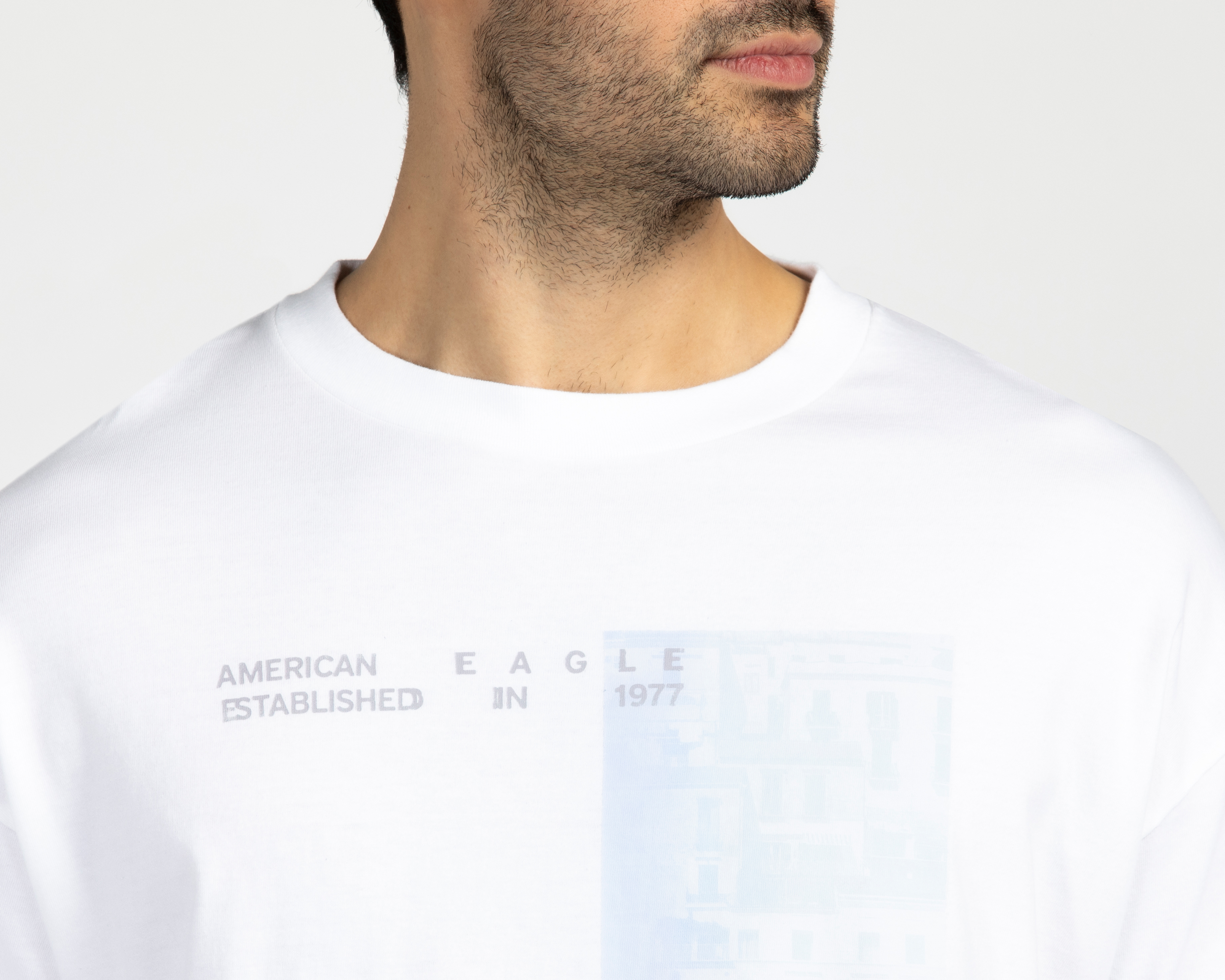 Foto 4 pulgar | Foto 3 | Playera de Cuello Redondo Blanca American Eagle para Hombre