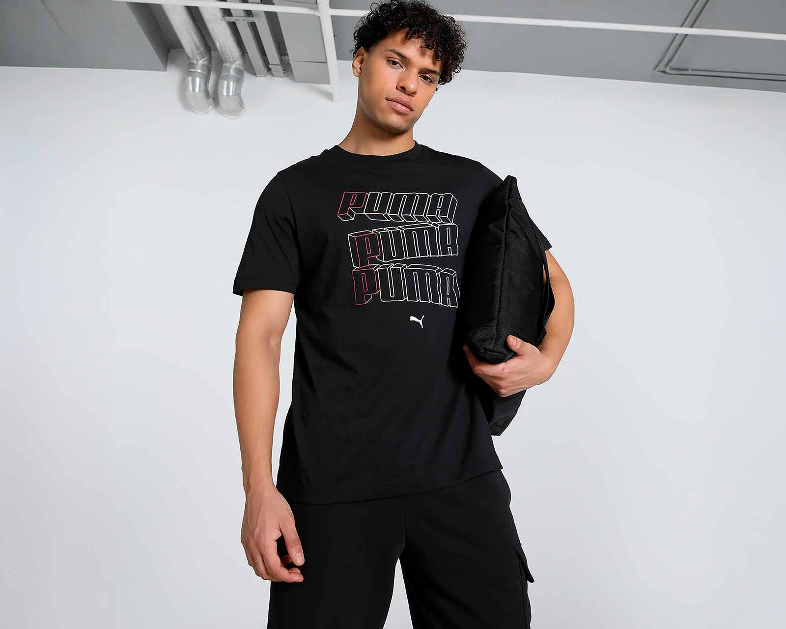 Foto 4 pulgar | Foto 3 | Playera Cuello Redondo Puma Essentials Logo Lab Negra para Hombre