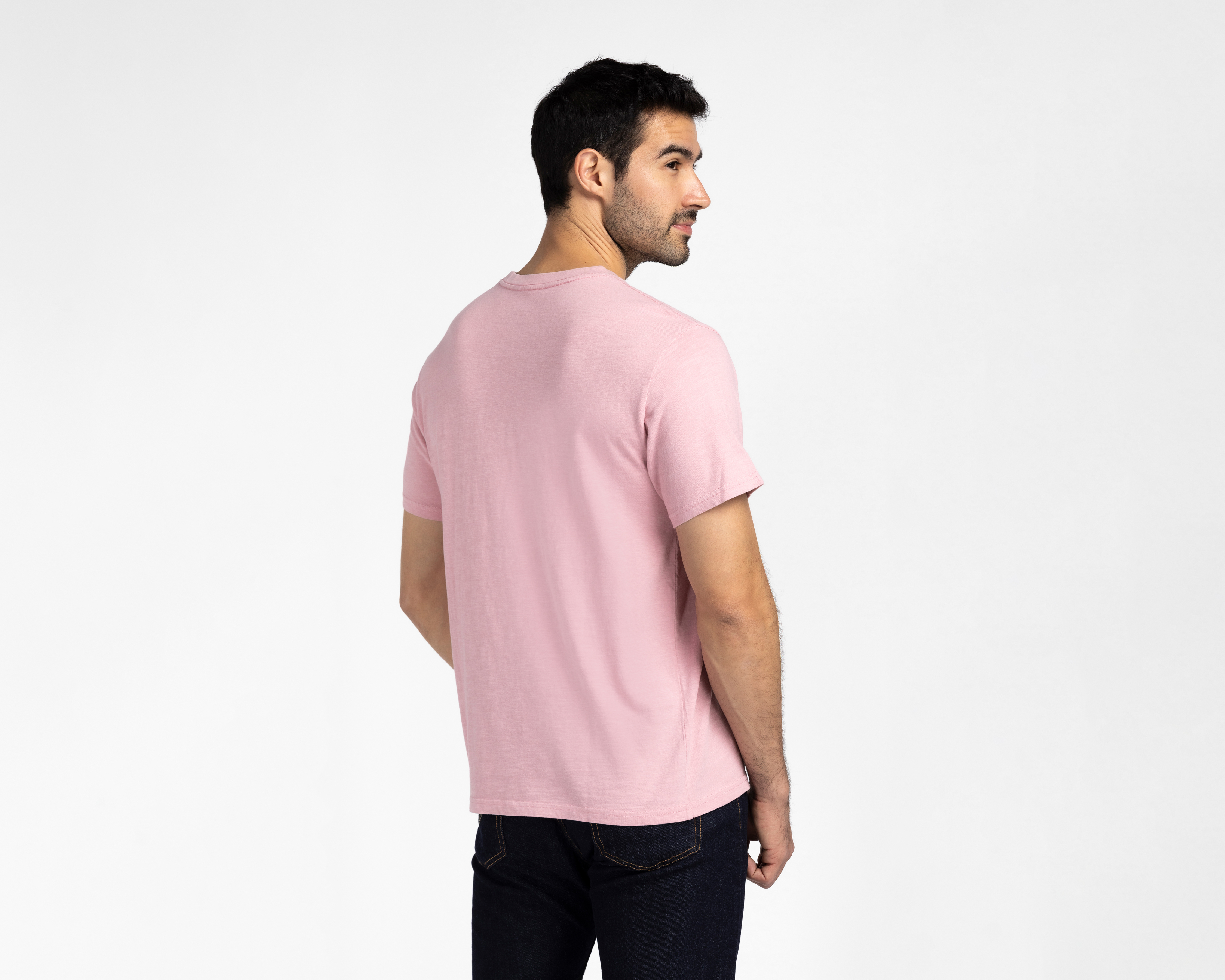 Foto 3 pulgar | Foto 2 | Playera de Cuello Redondo Rosa Levi's para Hombre