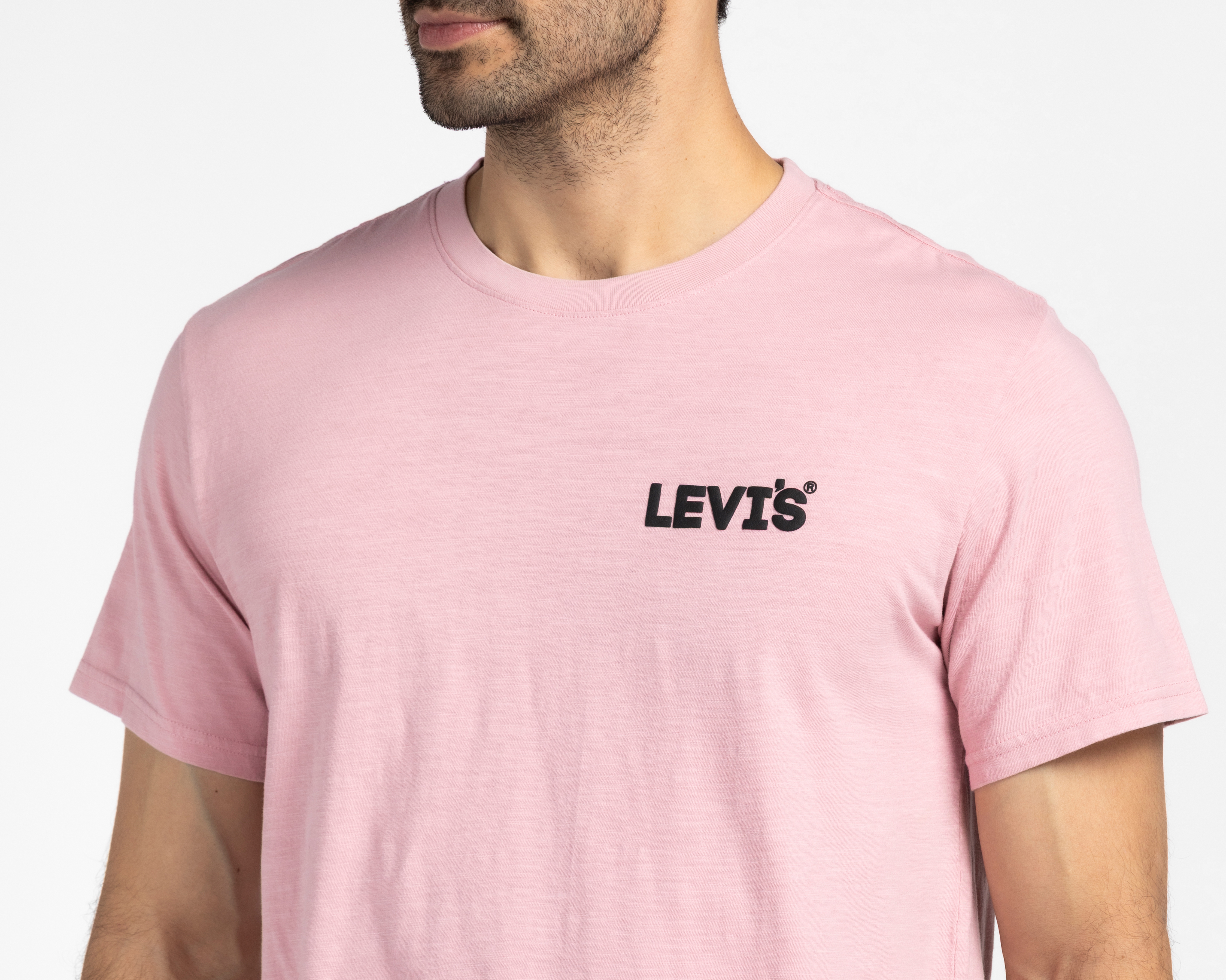 Foto 4 pulgar | Foto 3 | Playera de Cuello Redondo Rosa Levi's para Hombre