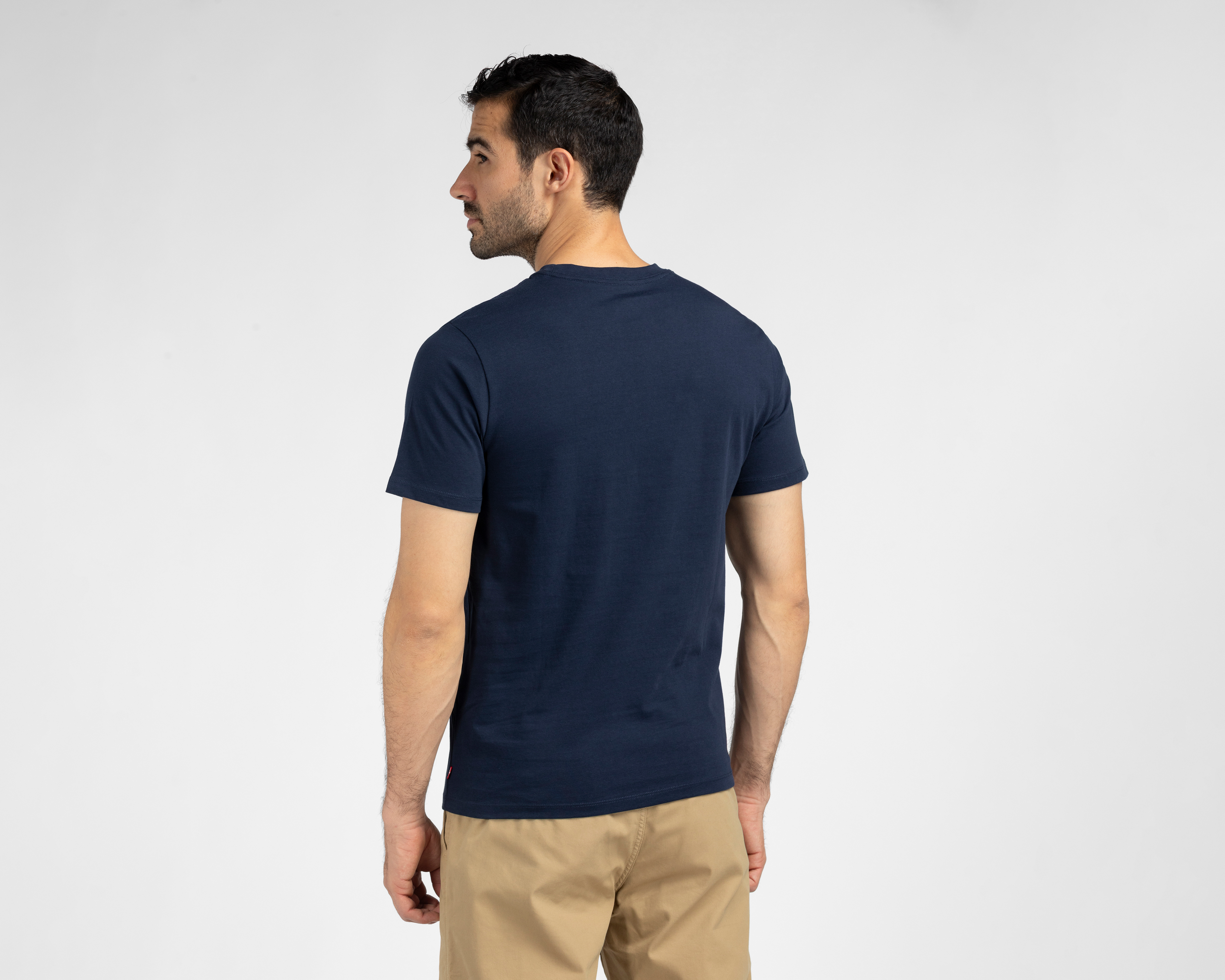 Foto 3 pulgar | Foto 2 | Playera de Cuello Redondo Azul Levi's para Hombre