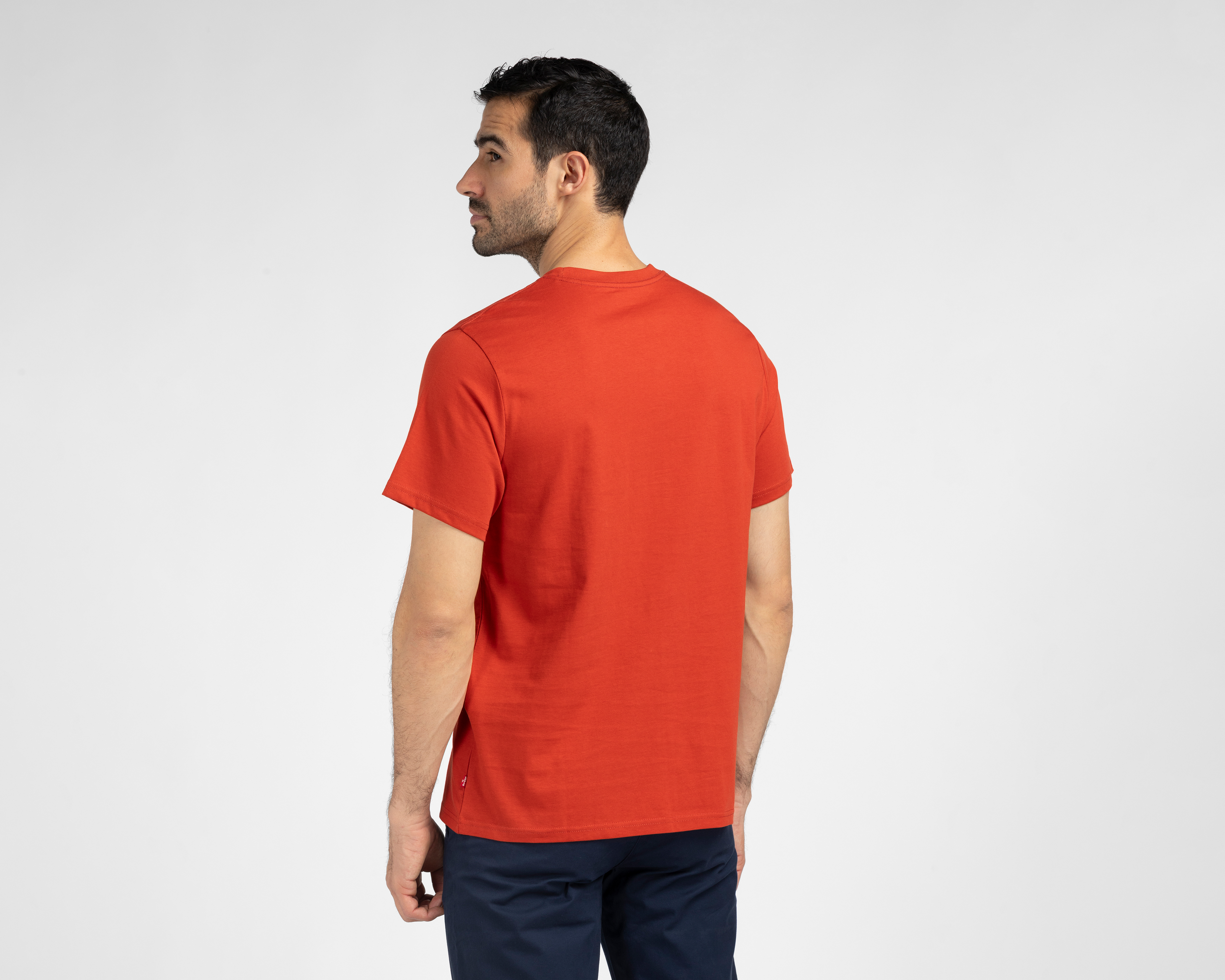 Foto 2 | Foto 2 | Playera de Cuello Redondo Anaranjada Levi's para Hombre