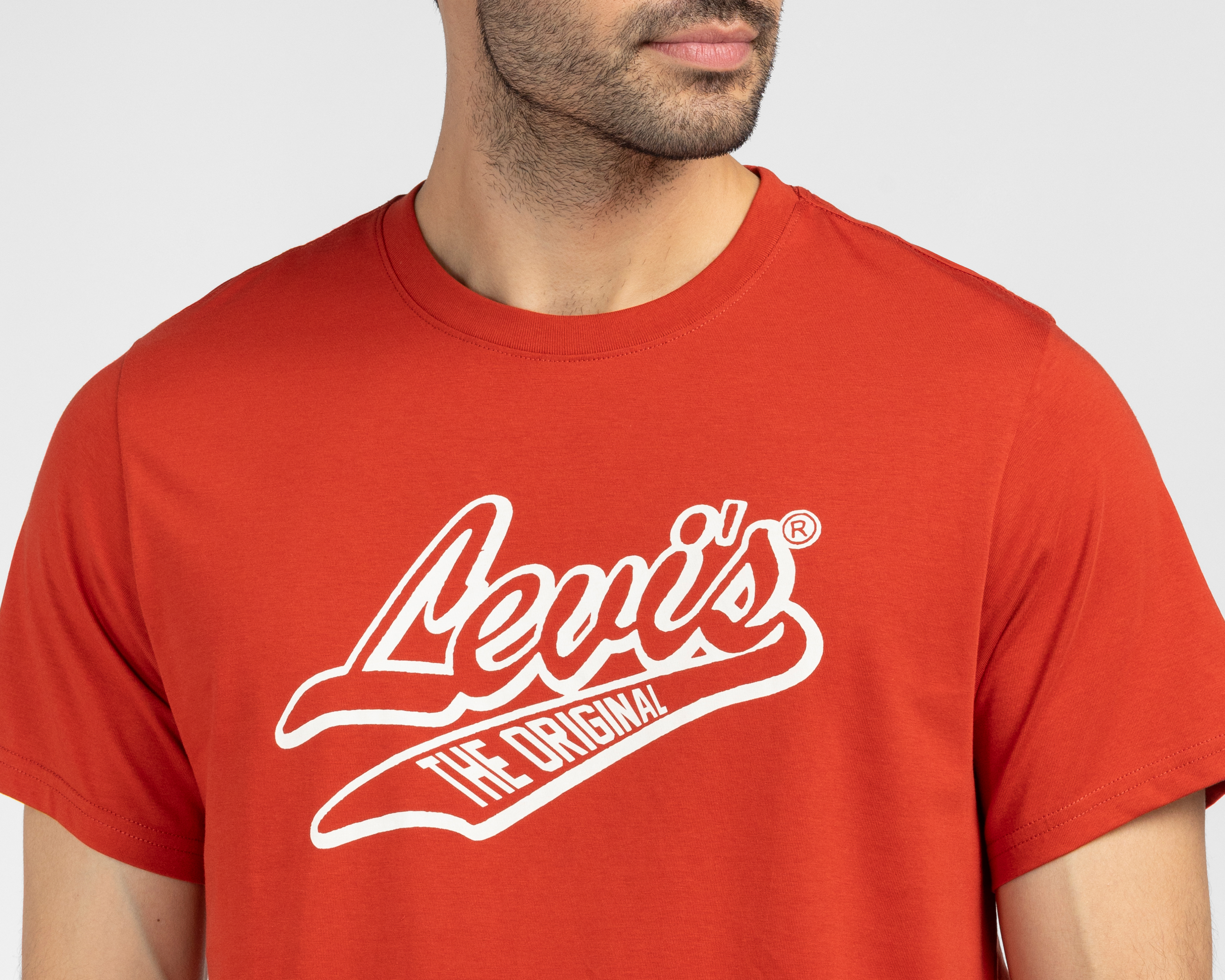 Foto 4 pulgar | Foto 3 | Playera de Cuello Redondo Anaranjada Levi's para Hombre