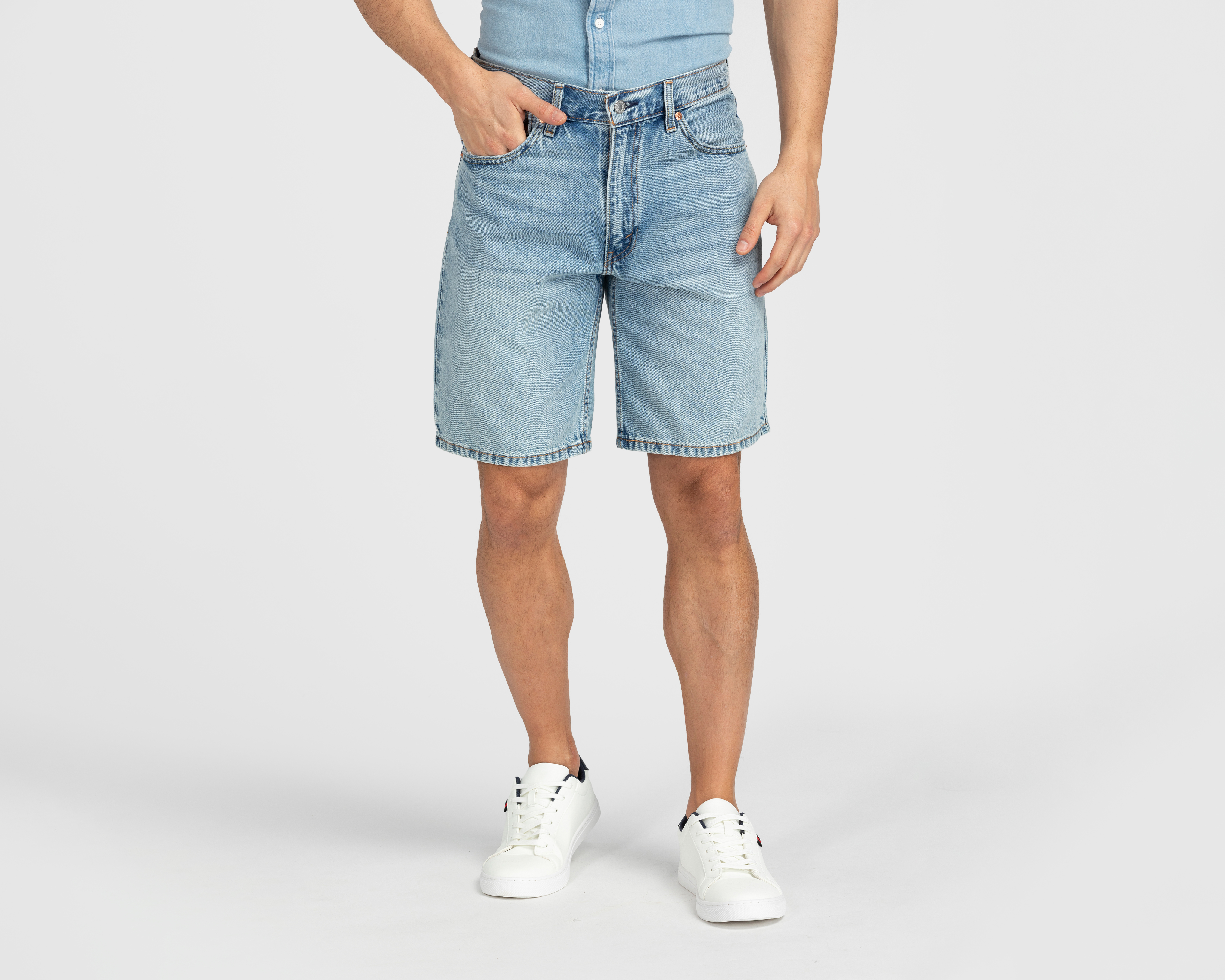 Foto 2 pulgar | Foto 1 | Short Levi's para Hombre