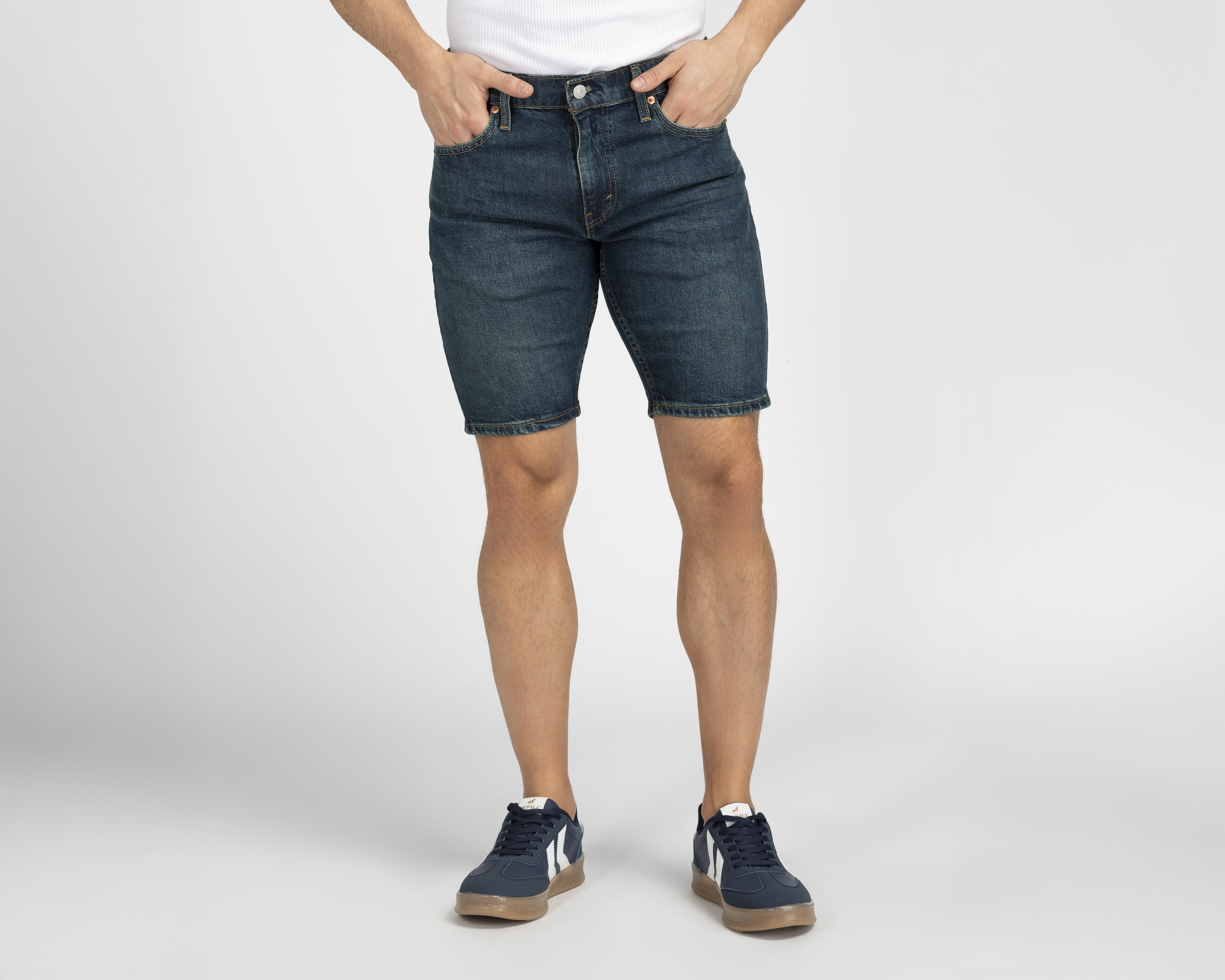 Foto 2 pulgar | Foto 1 | Short Levi's para Hombre