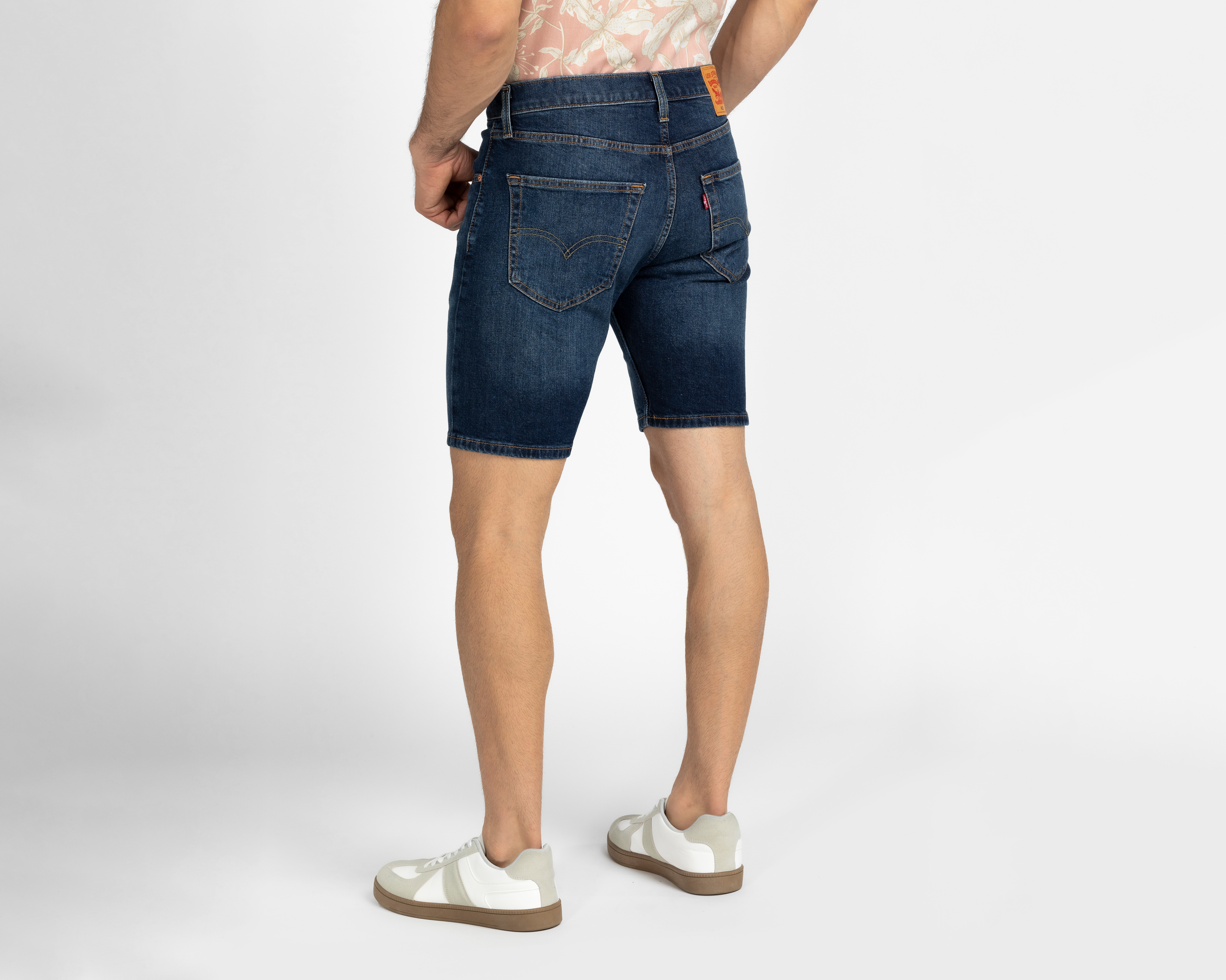 Foto 3 pulgar | Foto 2 | Short Levi's para Hombre