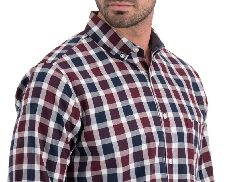 Foto 4 pulgar | Foto 3 | Camisa Manga Larga color Tinto marca Yale para Hombre