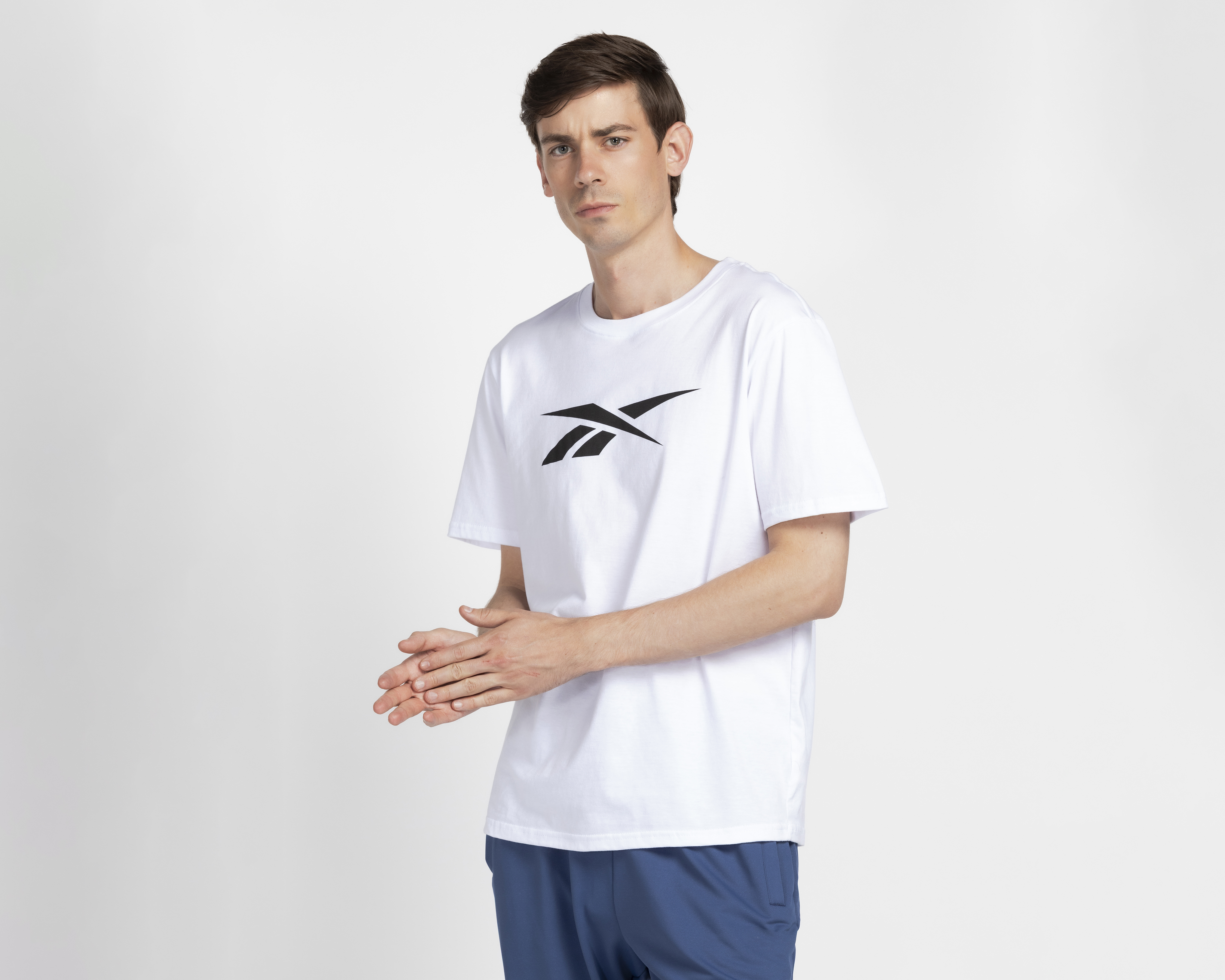 Foto 2 pulgar | Foto 1 | Playera de Entrenamiento Reebok para Hombre