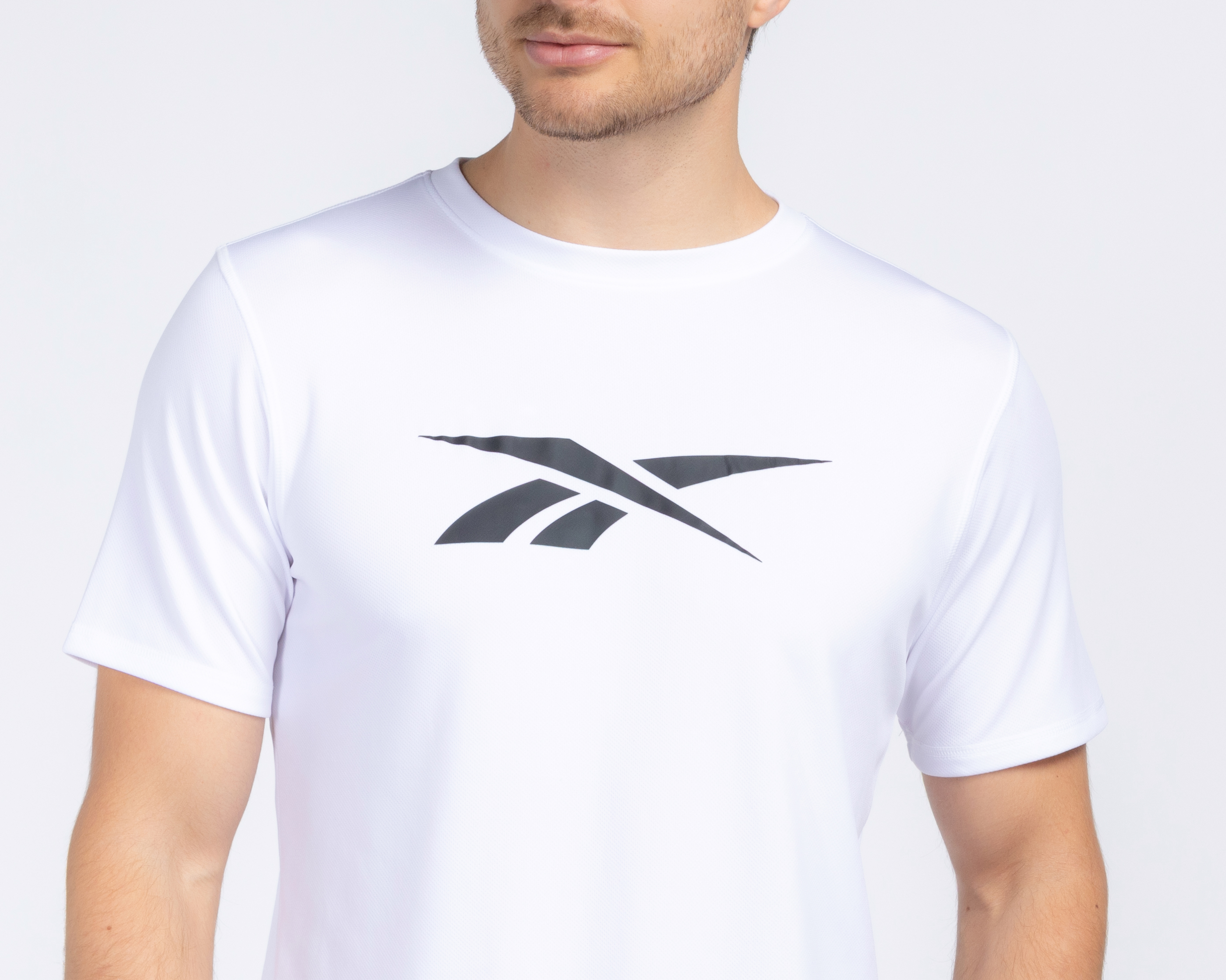 Foto 4 pulgar | Foto 3 | Playera Deportiva Reebok para Hombre