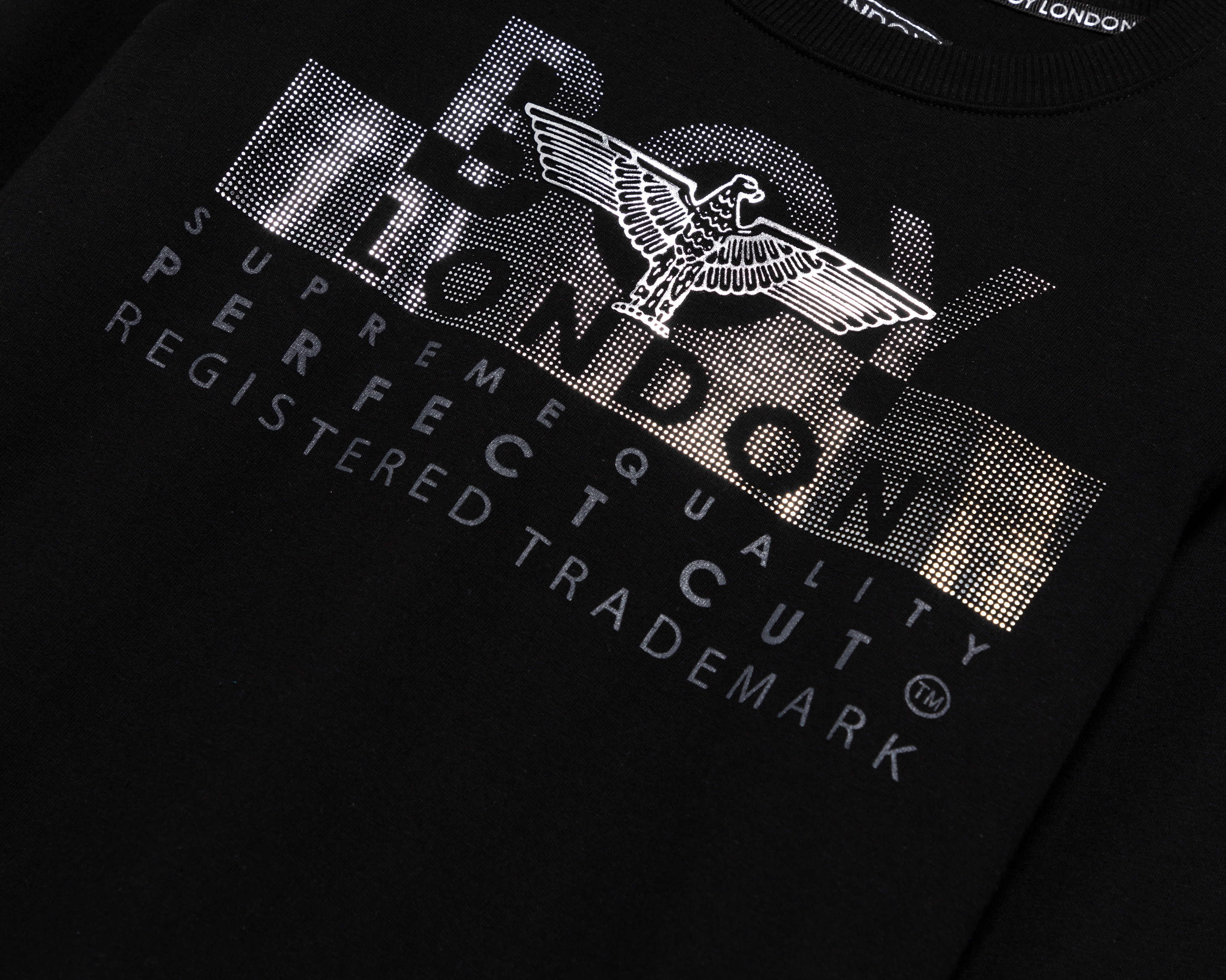 Foto 4 pulgar | Foto 3 | Playera Boy London Cuello Redondo