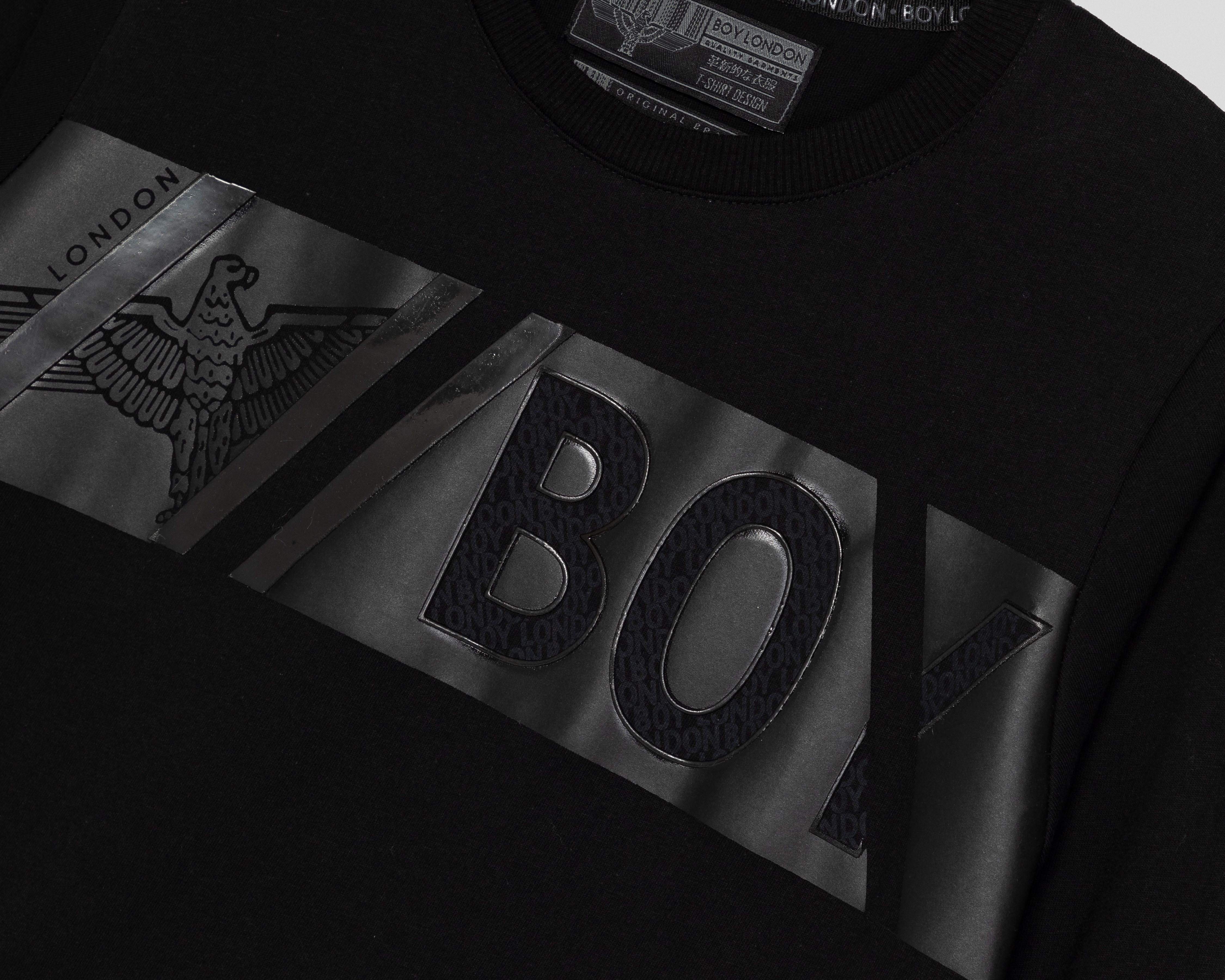 Foto 3 | Foto 3 | Playera Boy London Cuello Redondo