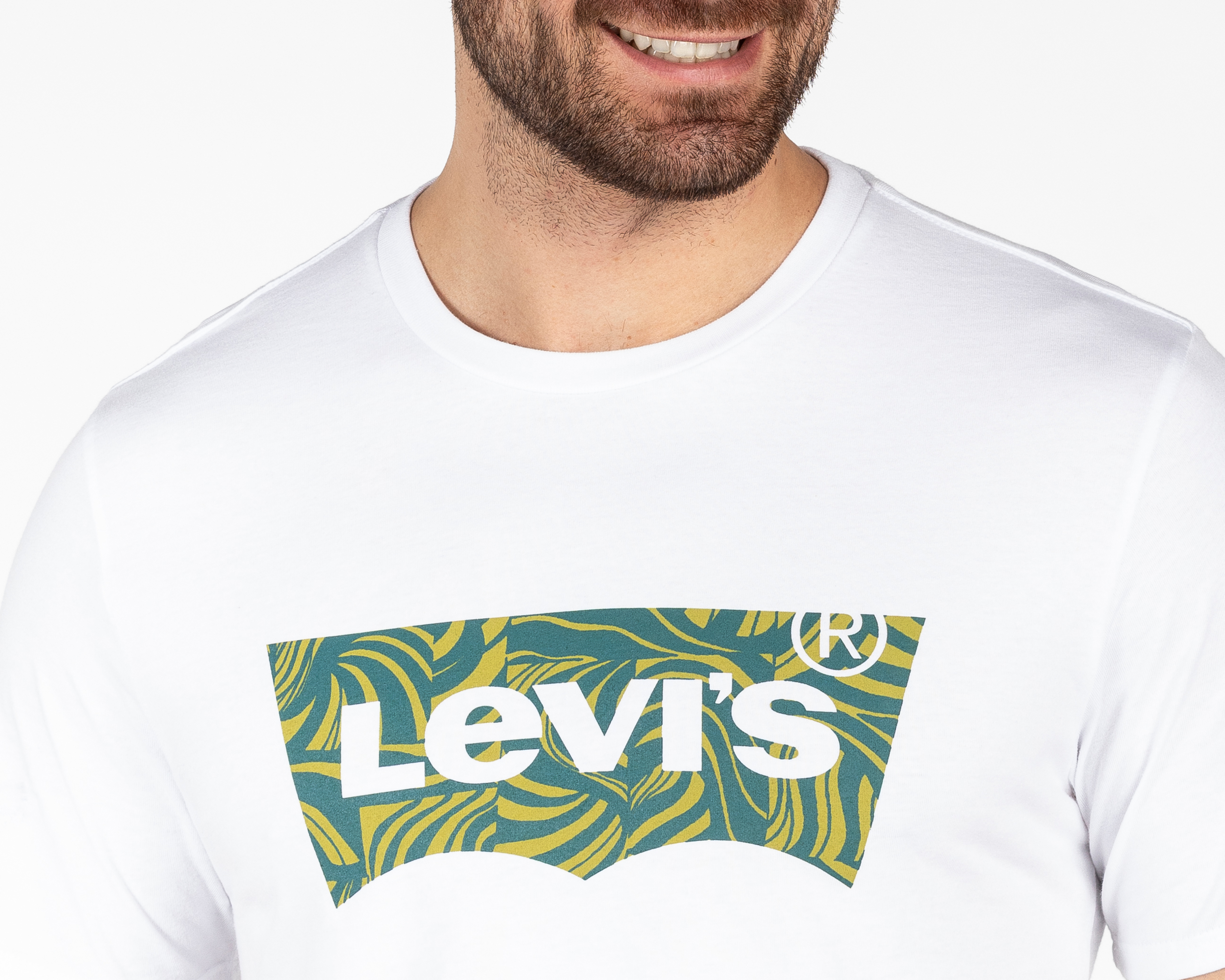 Foto 4 pulgar | Foto 3 | Playera Levi's Cuello Redondo