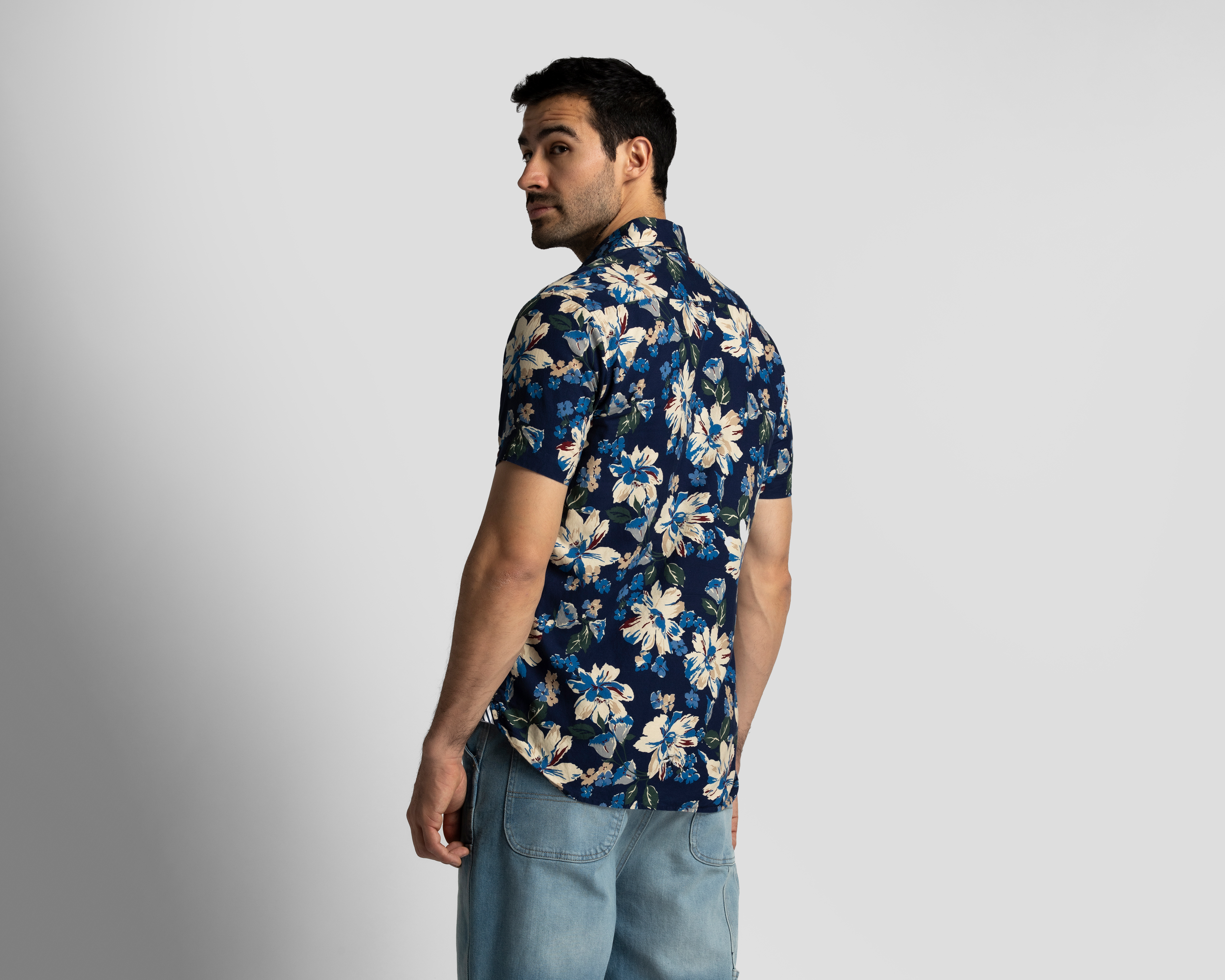 Foto 4 pulgar | Foto 3 | Camisa Casual Refill Regular Fit Floral para Hombre