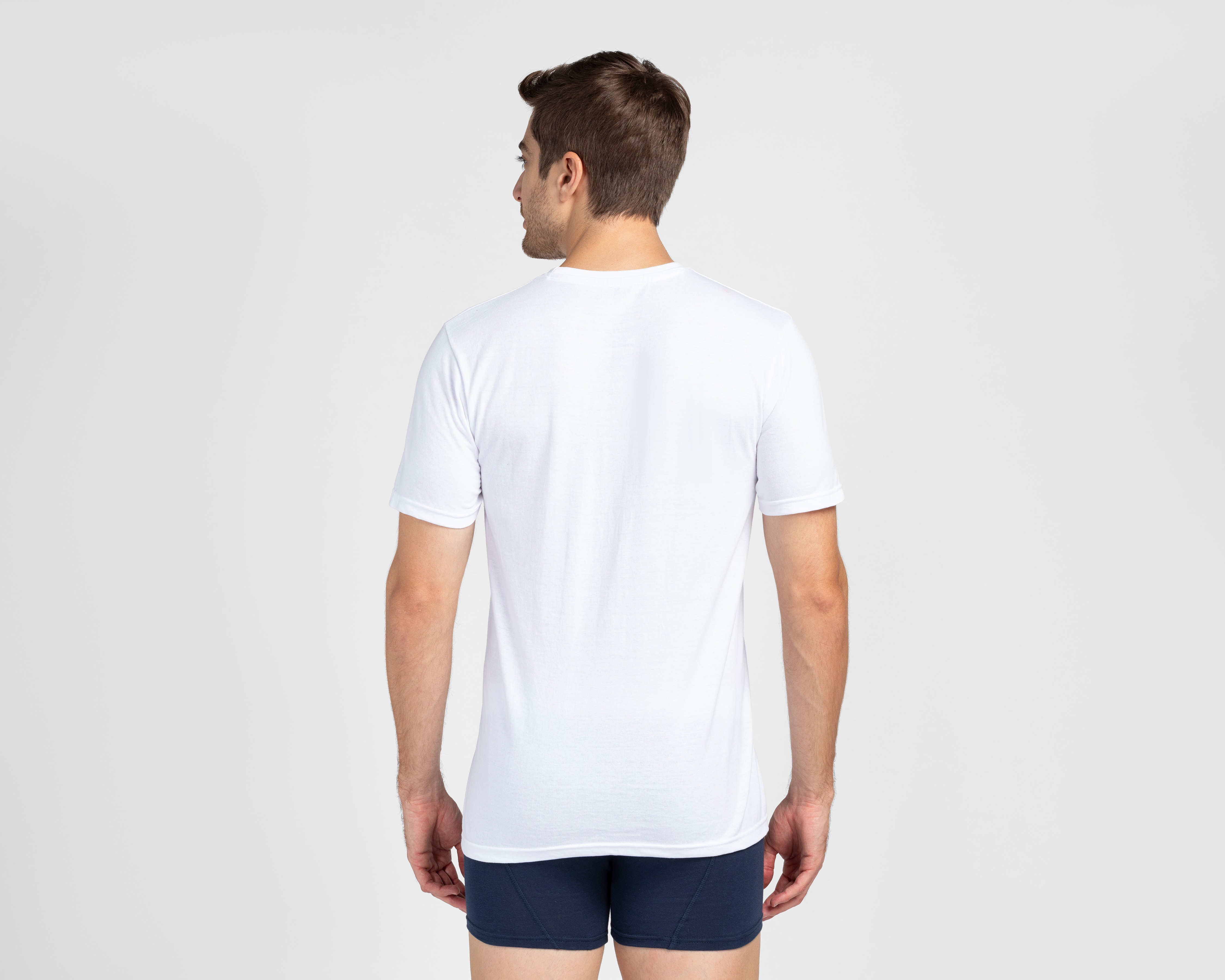 Foto 4 pulgar | Foto 3 | Playera Interior Cuello Redondo York Team Polo Club para Hombre 3 Piezas