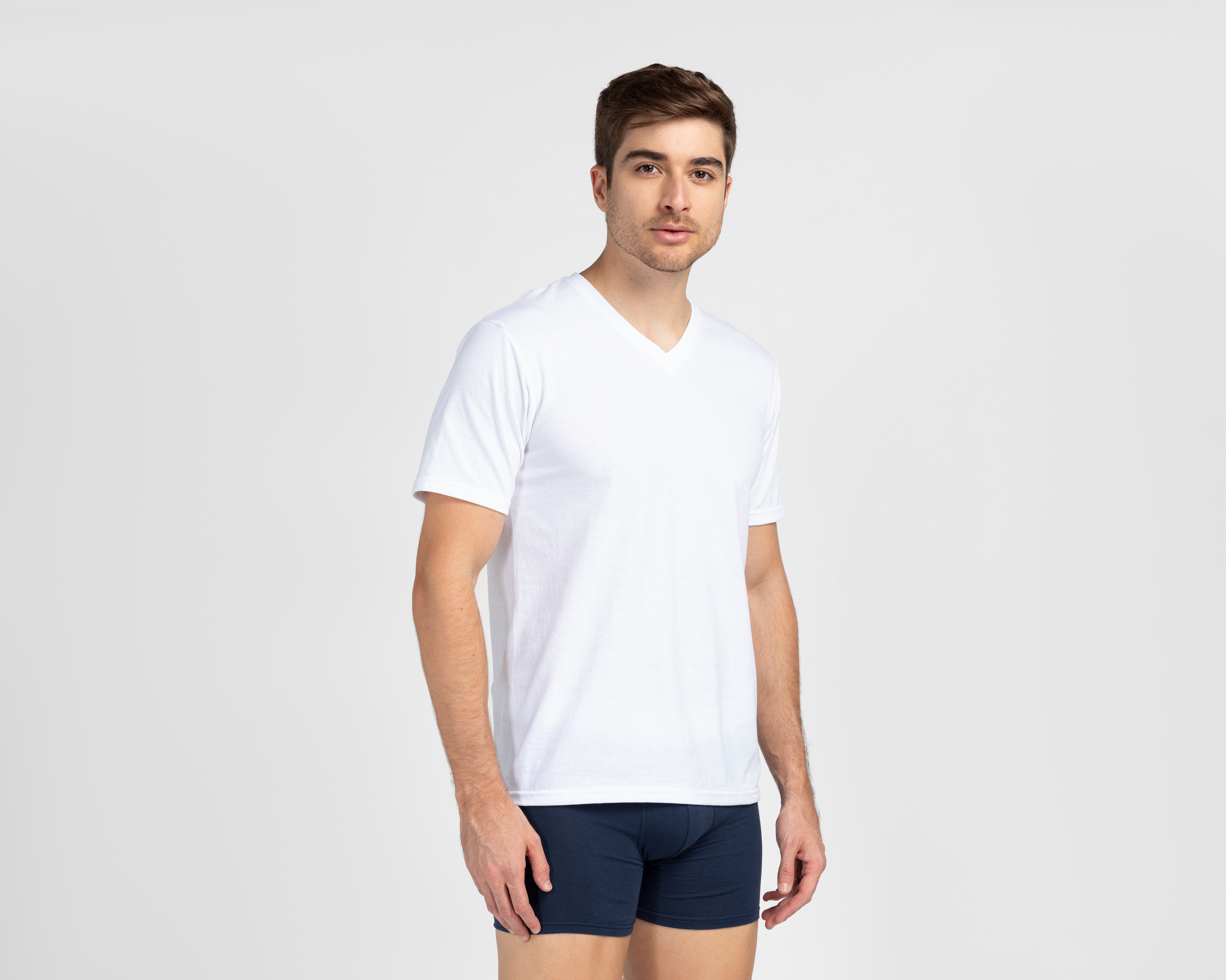 Foto 3 pulgar | Foto 2 | Playera Interior Cuello V York Team Polo Club para Hombre 3 Piezas