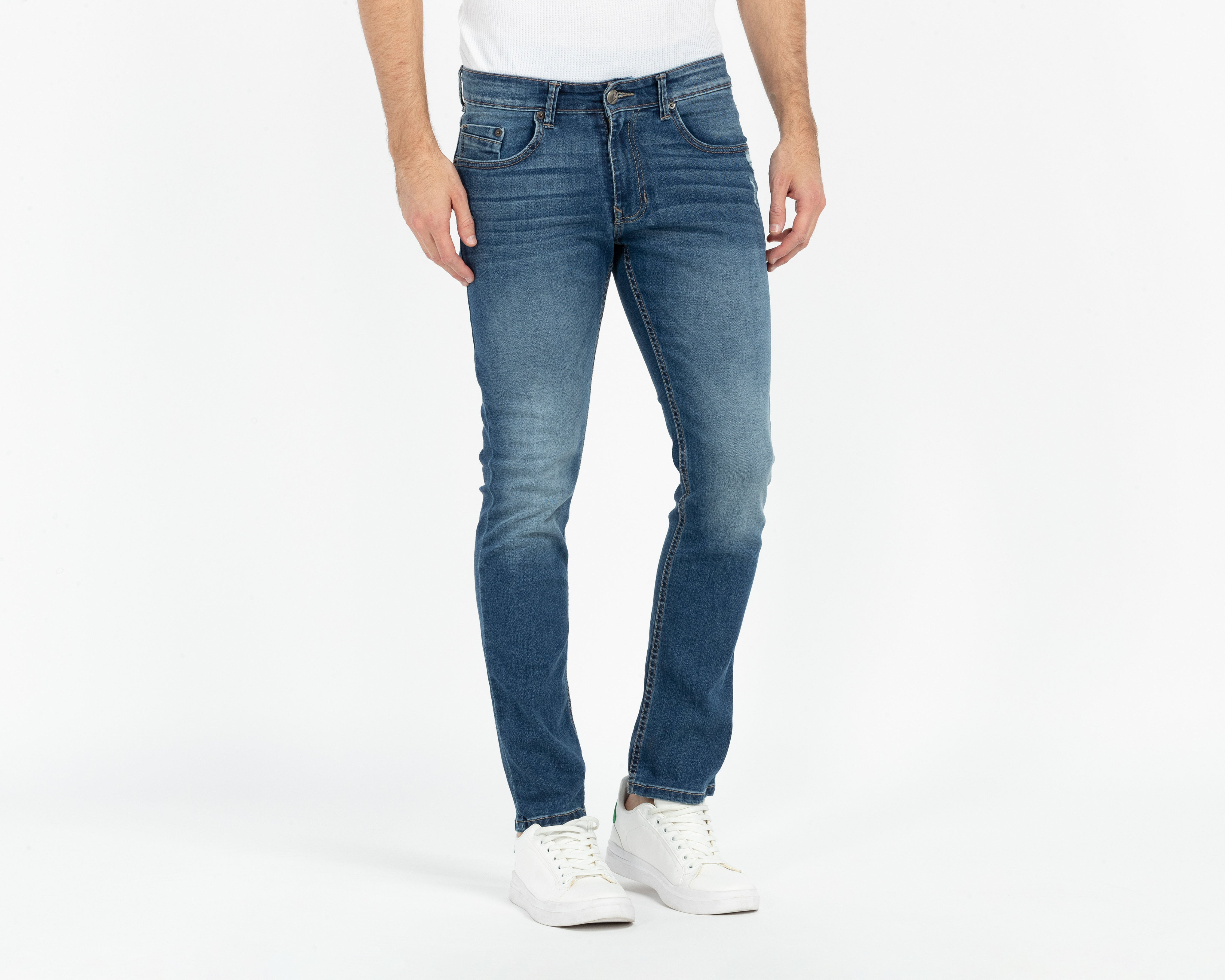 Foto 2 pulgar | Foto 1 | Jeans Skinny Boy London para Hombre