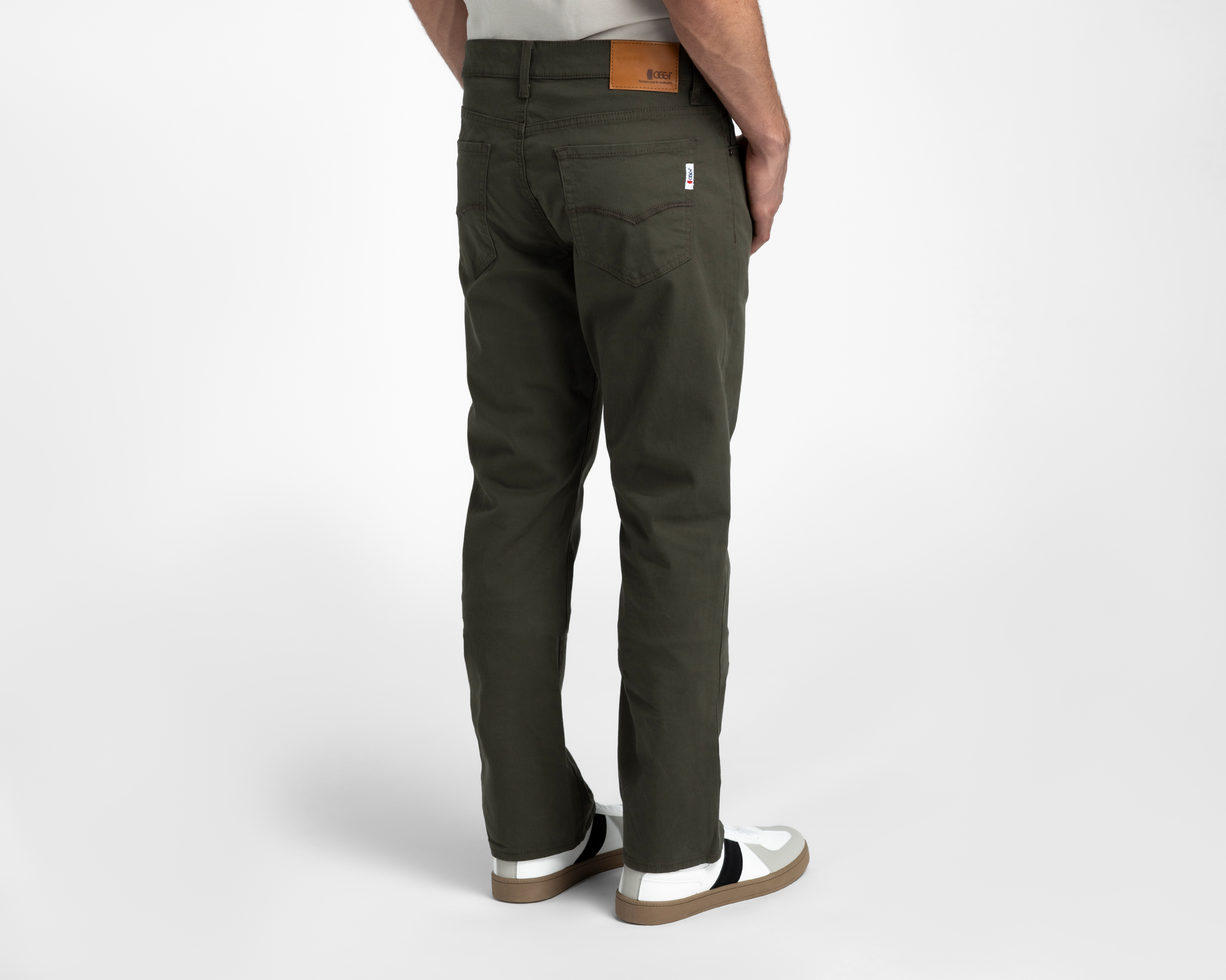 Foto 3 pulgar | Foto 2 | Pantalón de Gabardina Oggi Verde para Hombre