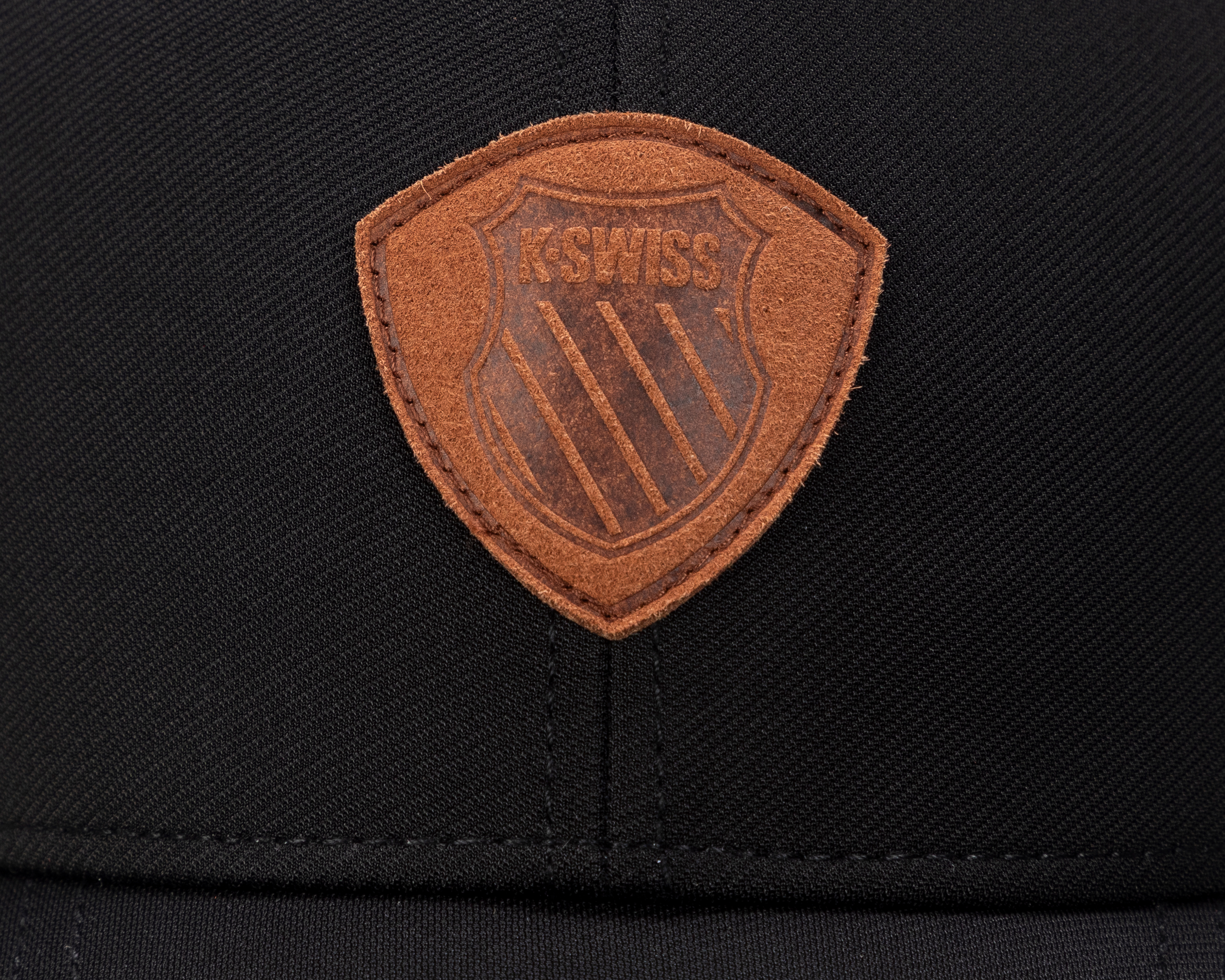 Foto 5 pulgar | Foto 4 | Gorra Curva K-Swiss