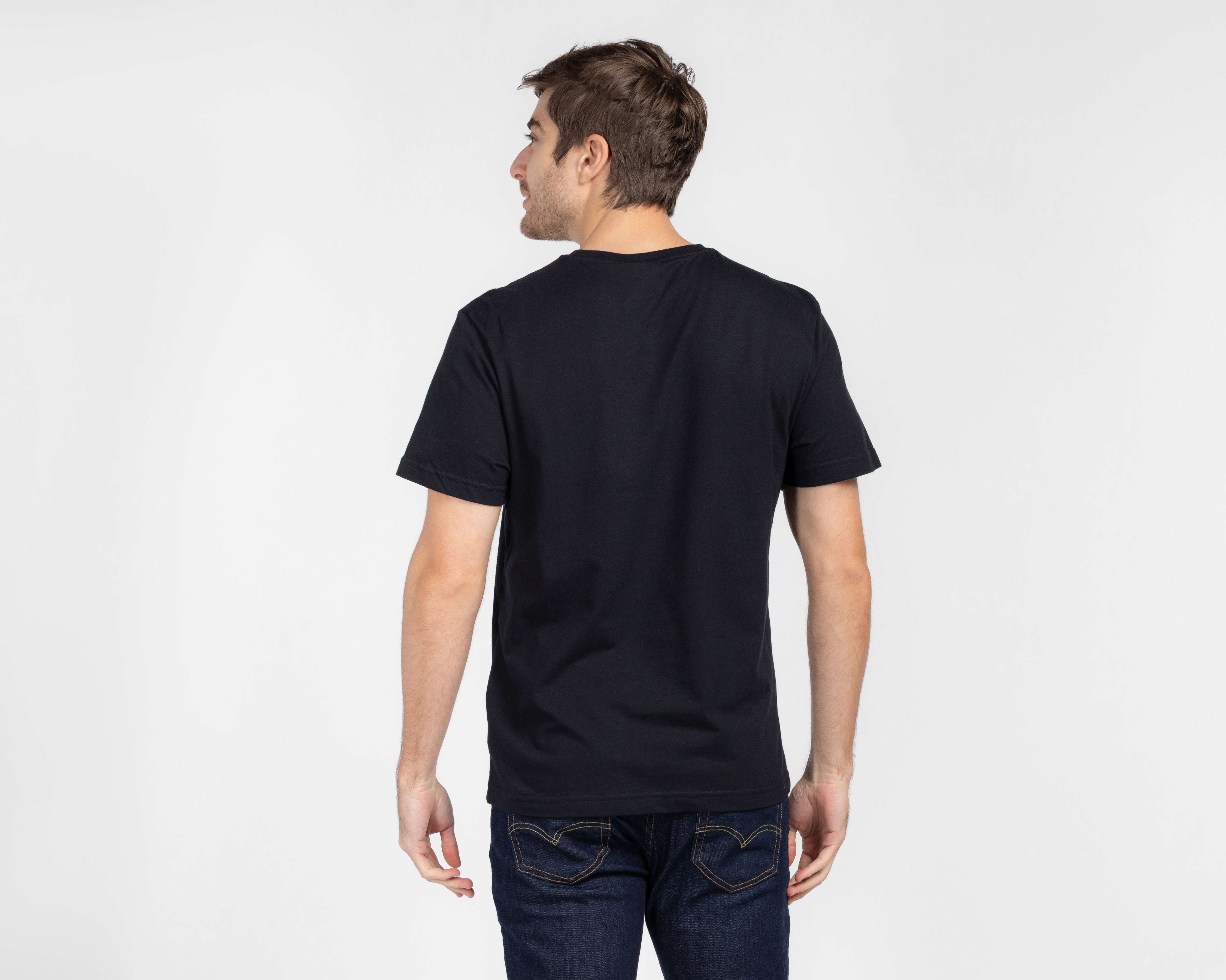 Foto 3 pulgar | Foto 2 | Playera de Cuello Redondo Negra Oggi para Hombre