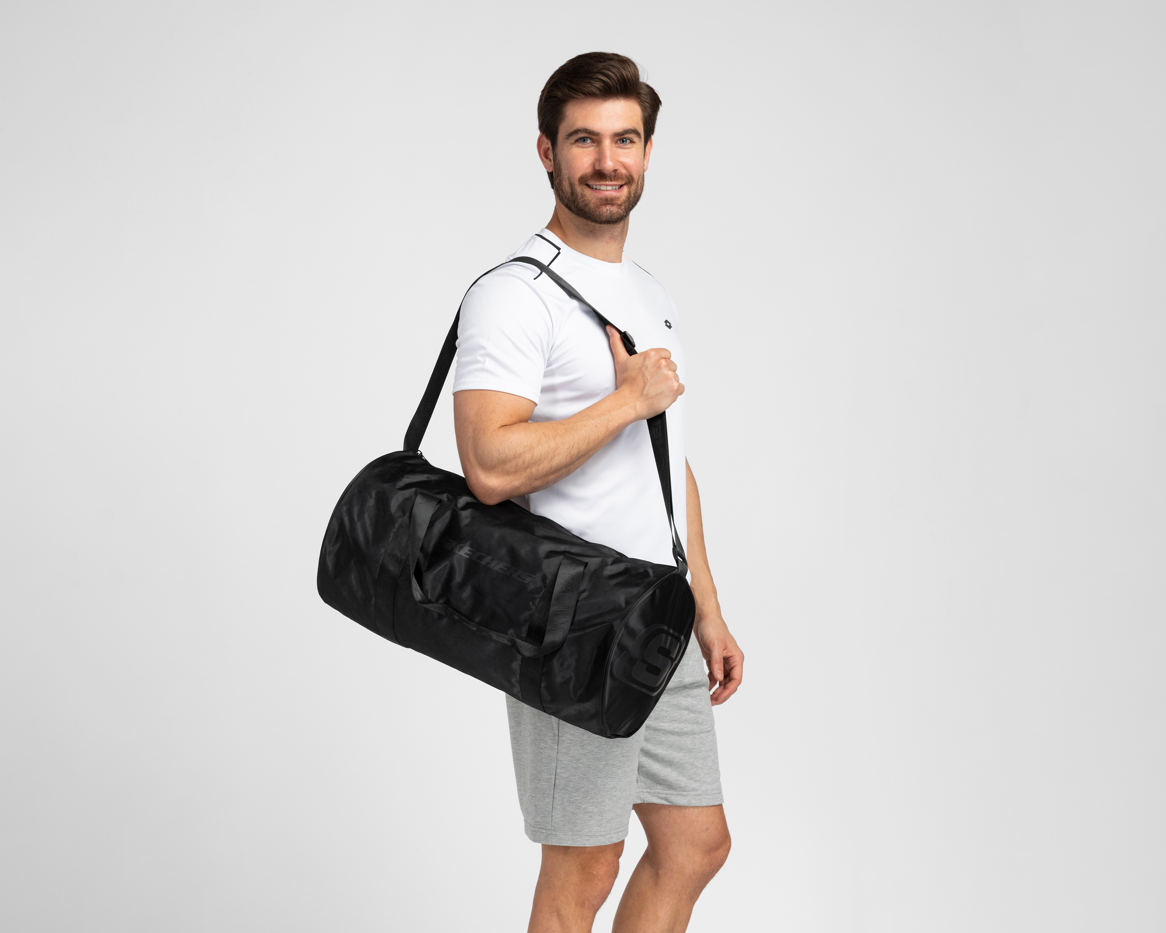 Foto 7 pulgar | Foto 6 | Maleta Deportiva Skechers Negra