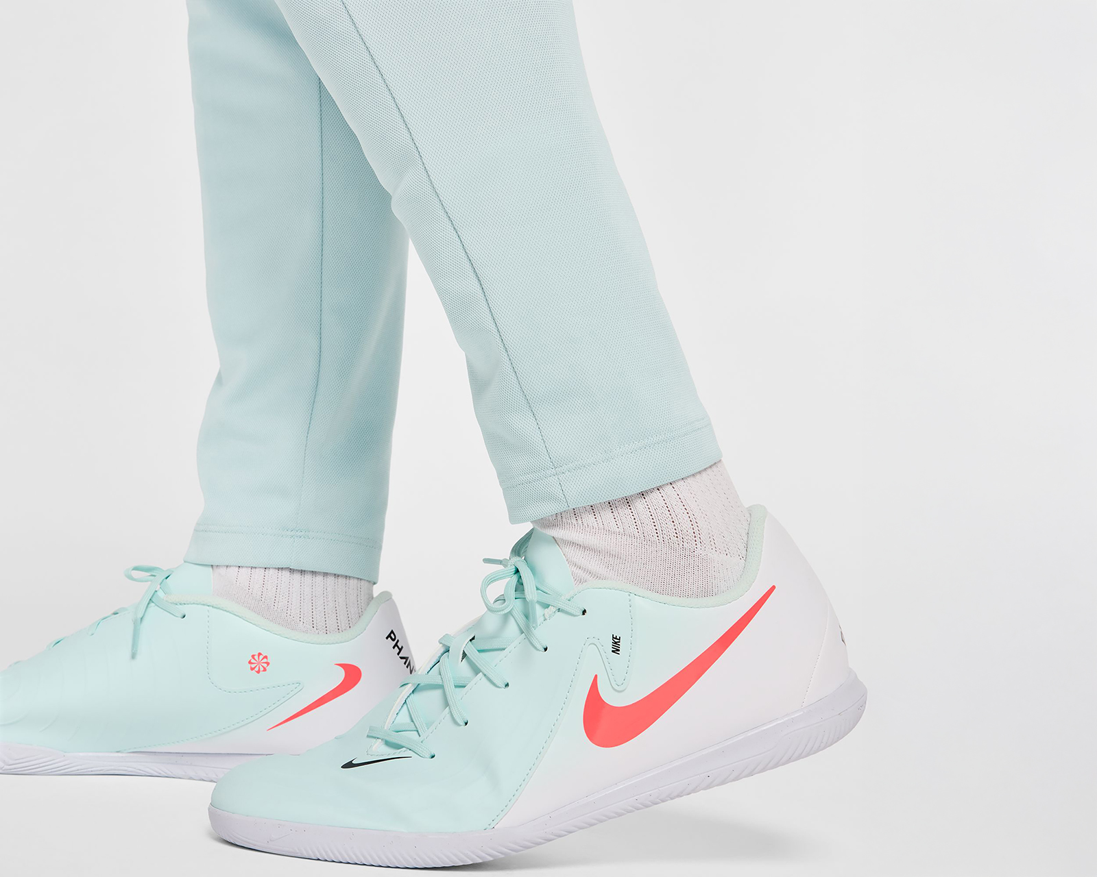 Foto 10 | Foto 10 | Conjunto Deportivo de Pants y Chamarra Nike Dri-FIT para Hombre