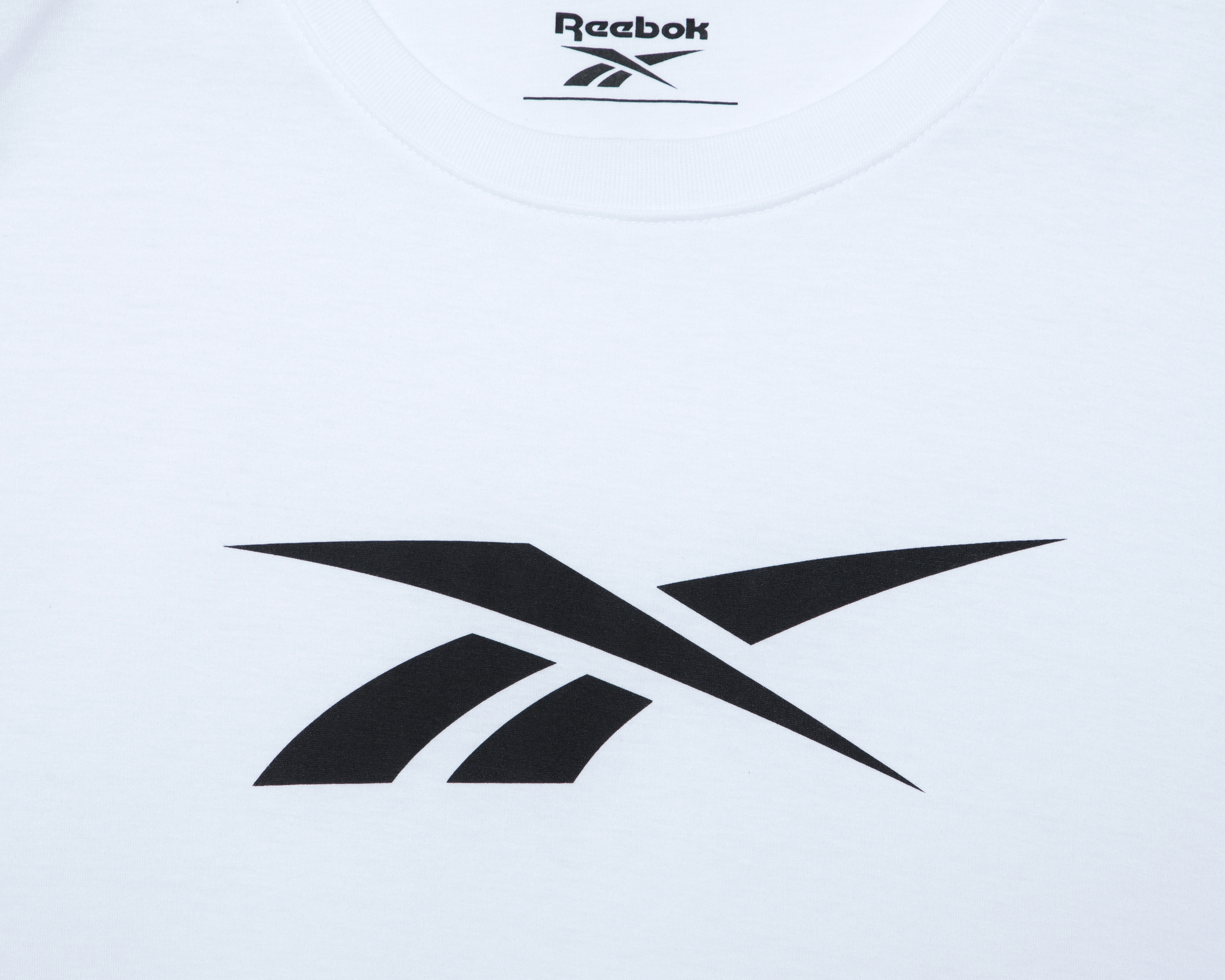 Foto 4 pulgar | Foto 3 | Playera Deportiva Reebok para Hombre