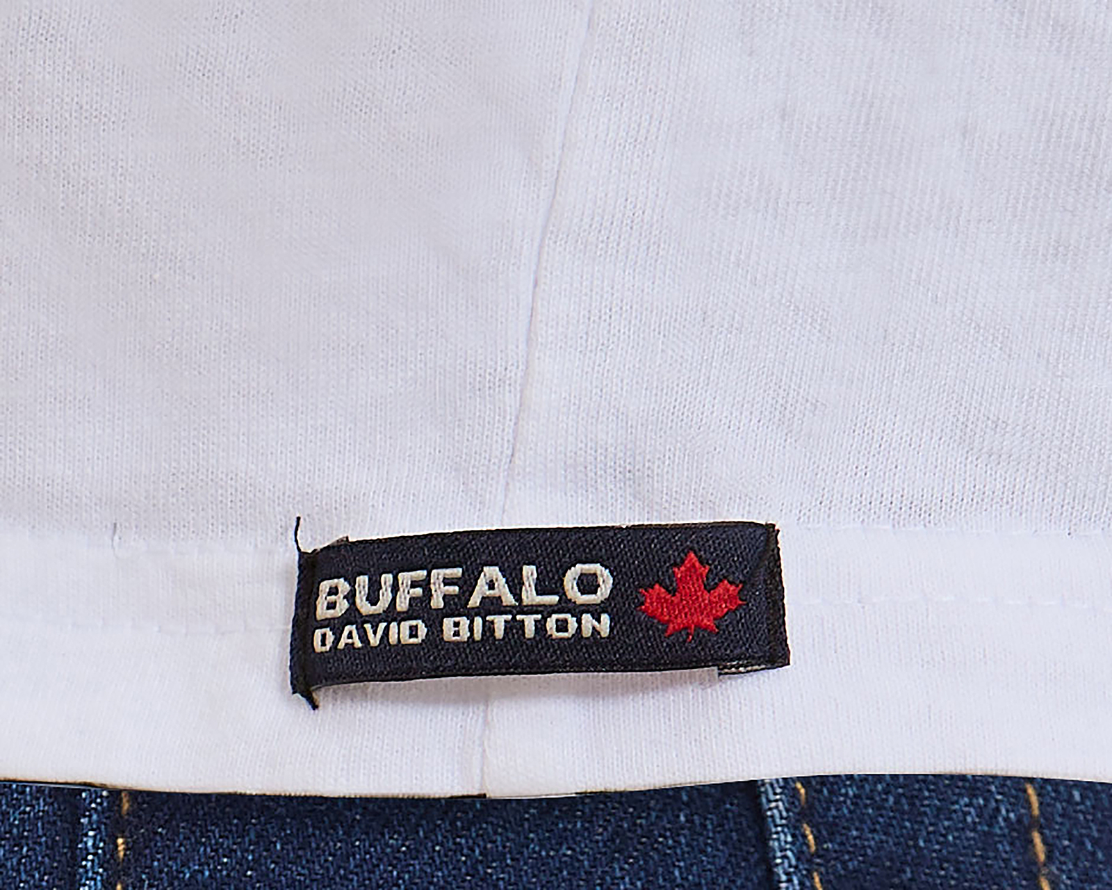 Foto 5 pulgar | Foto 4 | Playera Cuello Redondo Buffalo David Bitton Blanca para Hombre