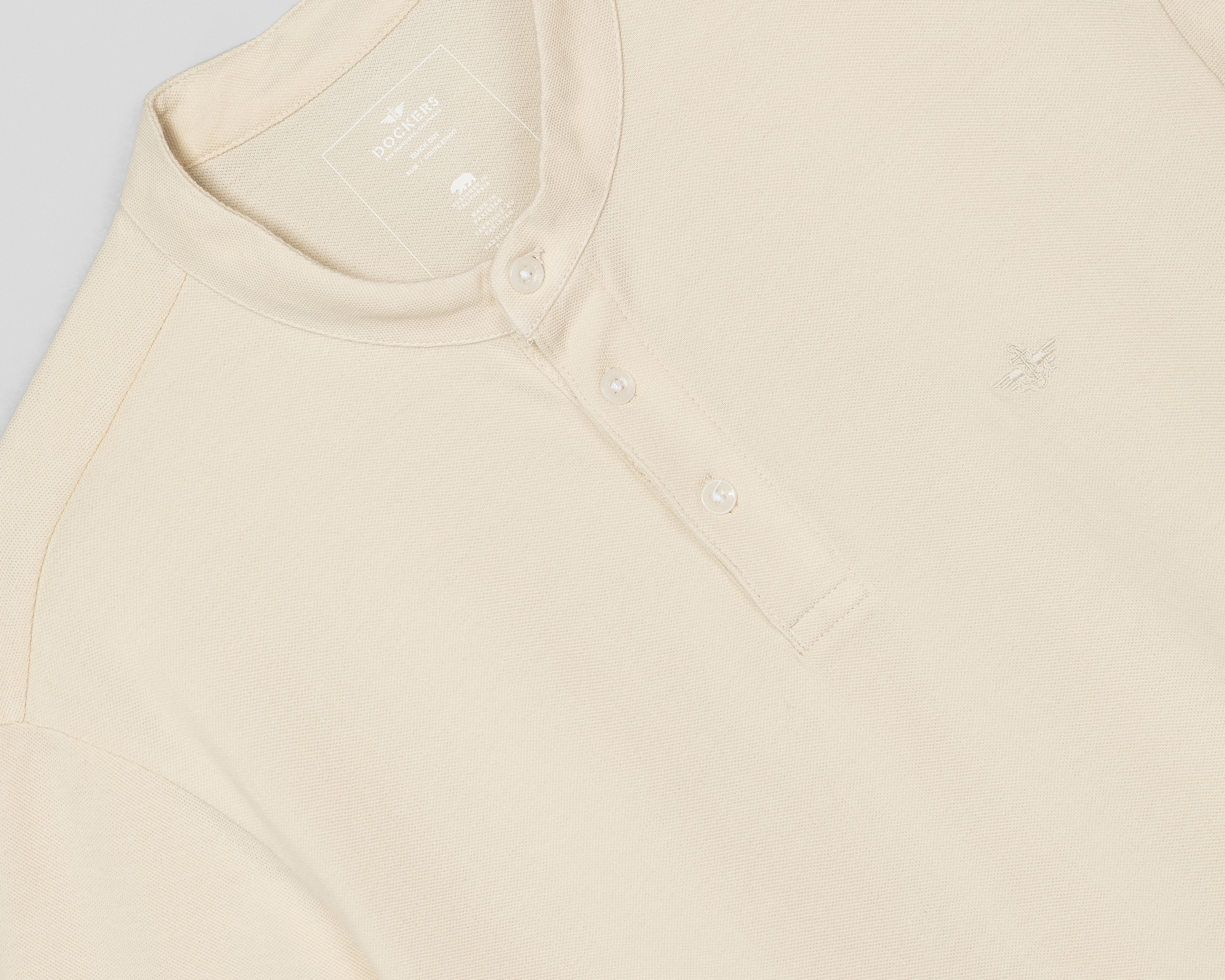 Foto 4 pulgar | Foto 3 | Playera Polo Dockers Cuello Henley Crema para Hombre