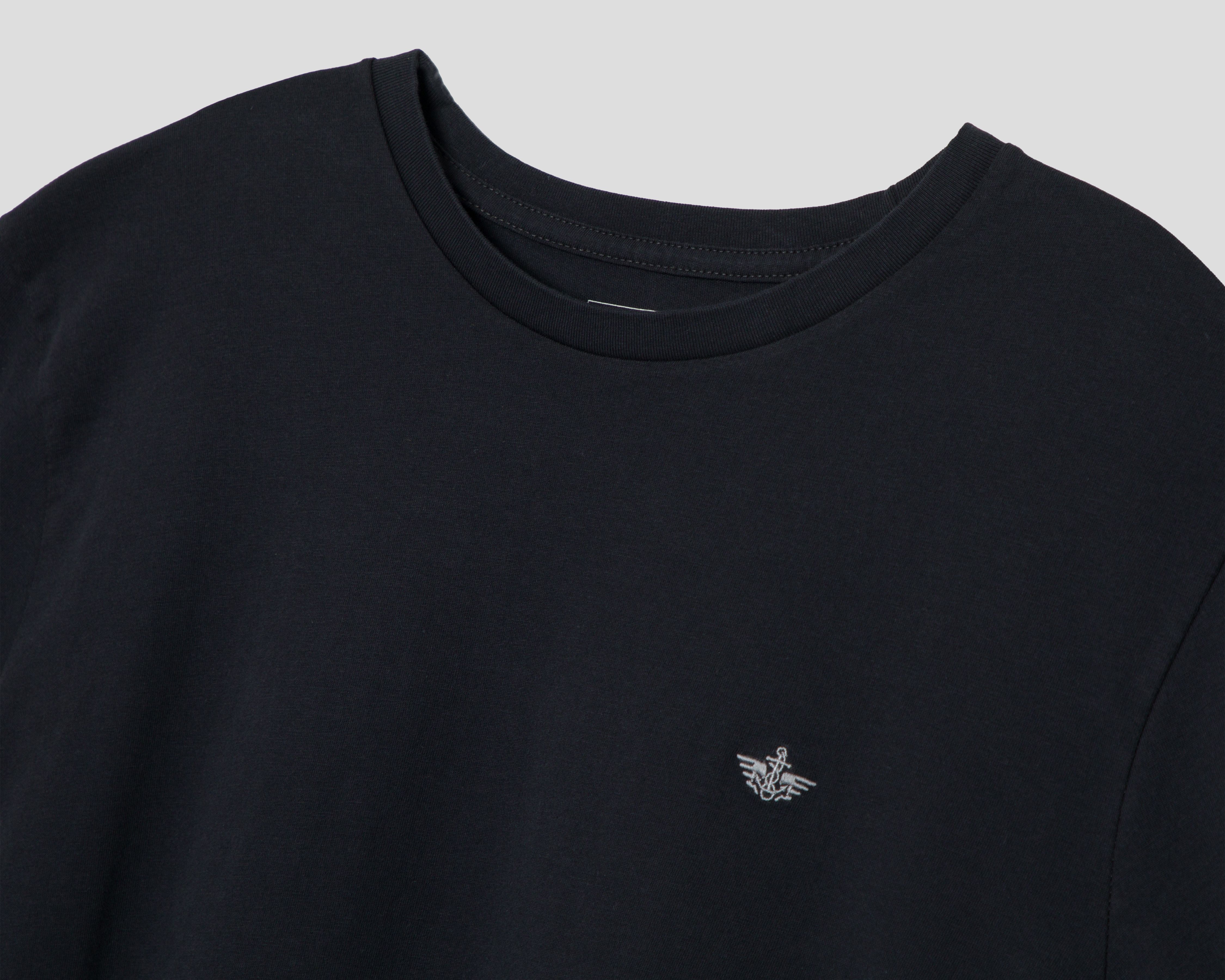 Foto 4 pulgar | Foto 3 | Playera de Cuello Redondo Dockers Negro para Hombre