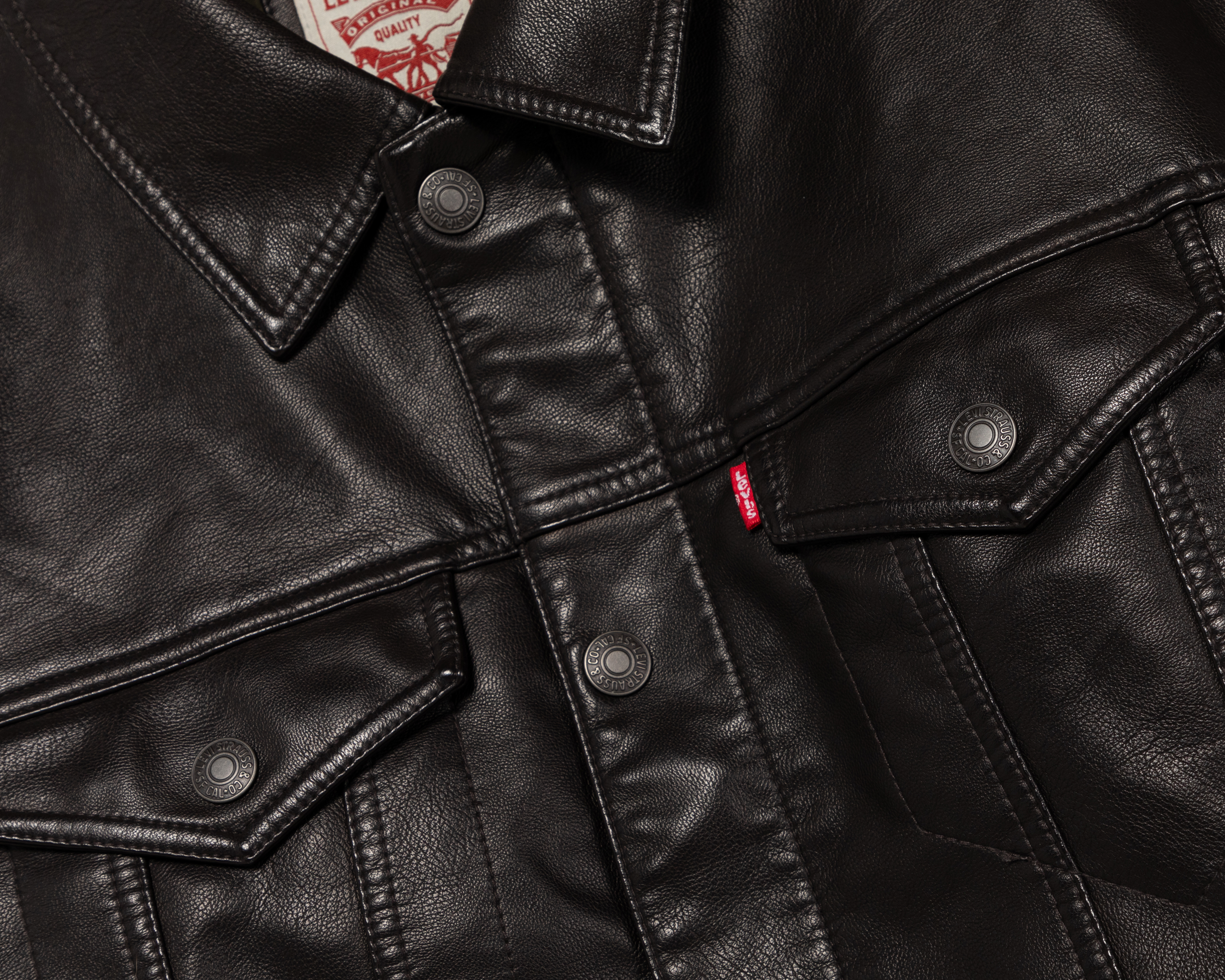 Foto 4 pulgar | Foto 3 | Chamarra Levi's Trucker